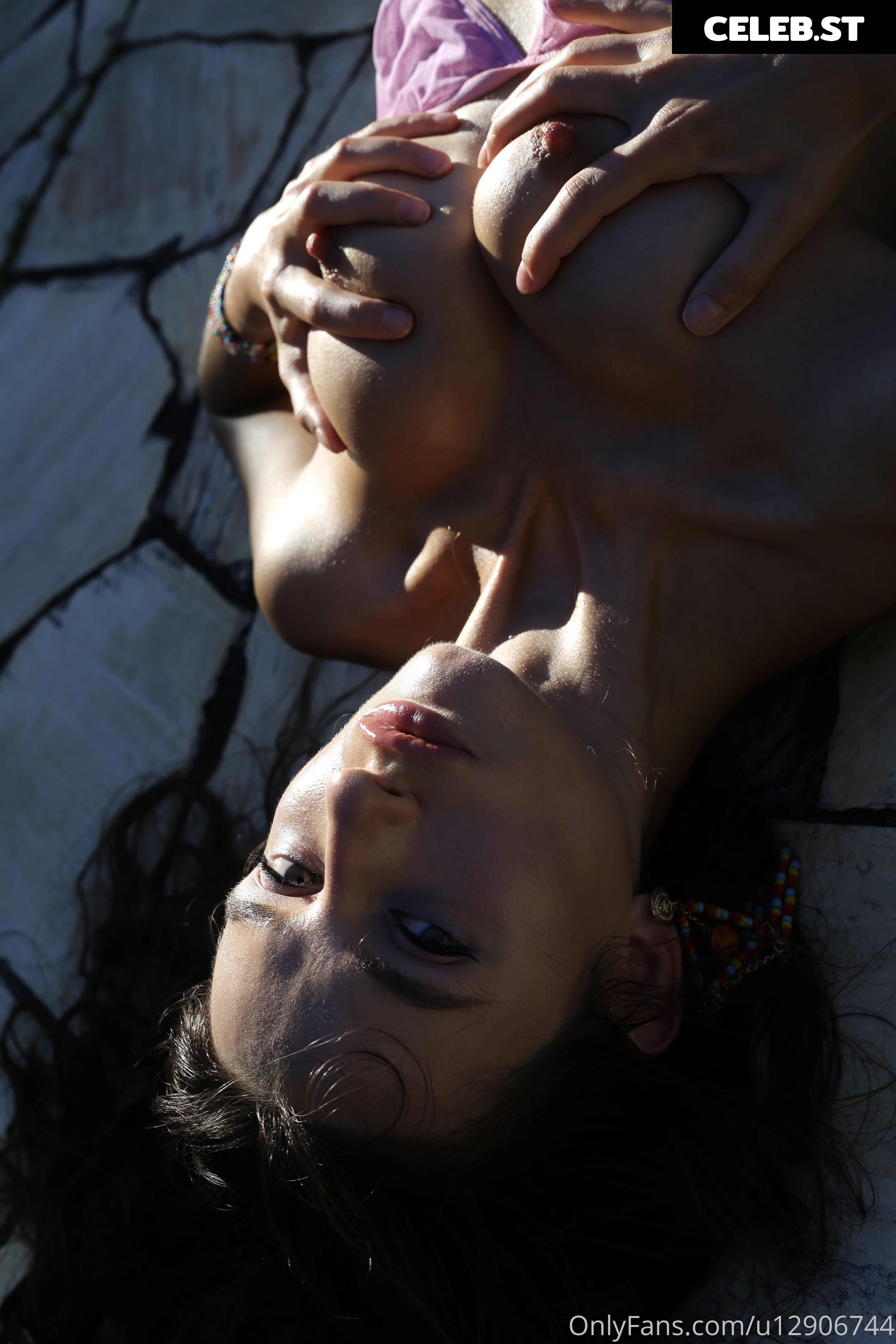 Gloria Sol Image 23282189