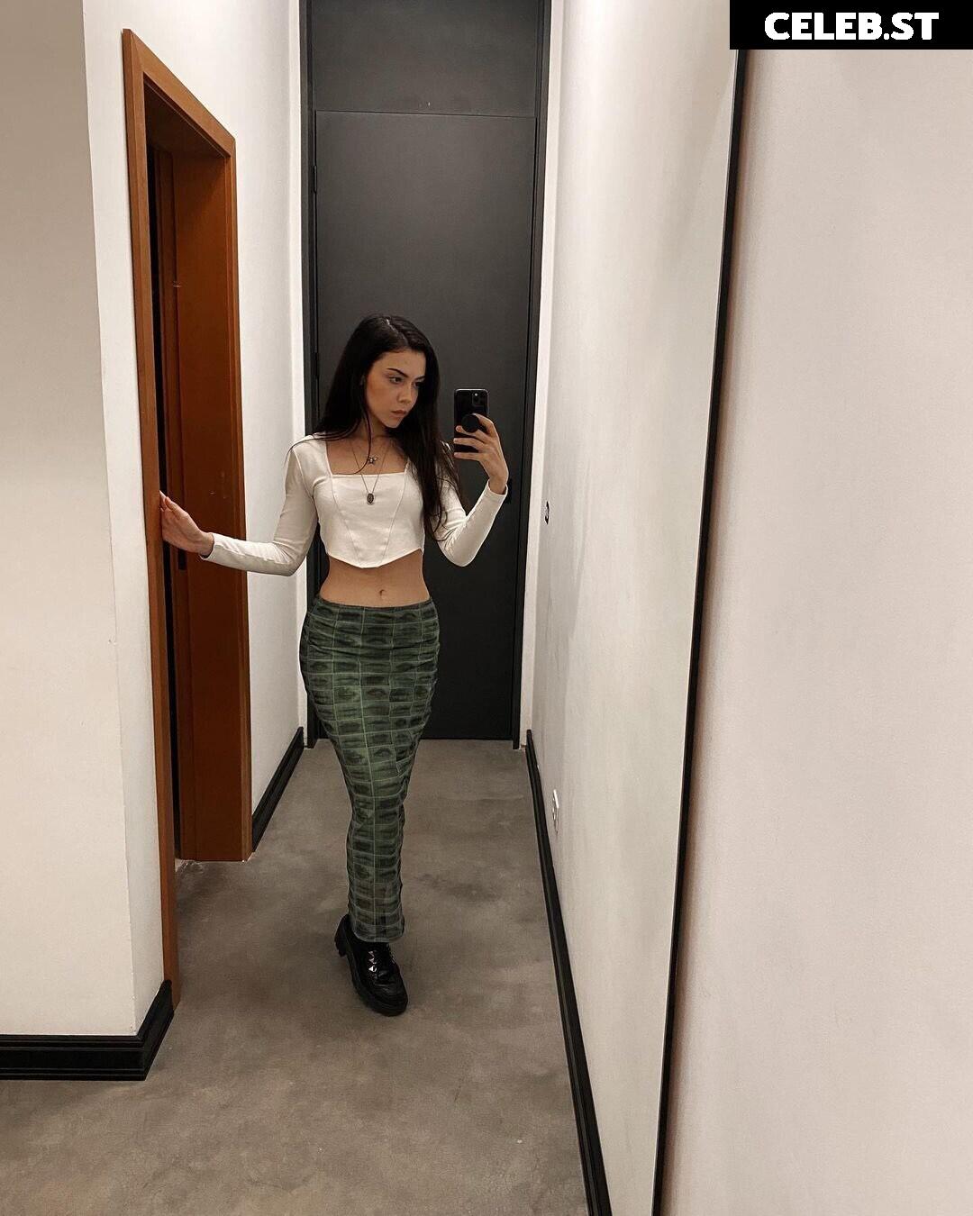 Violet Orlandi Image 23051720