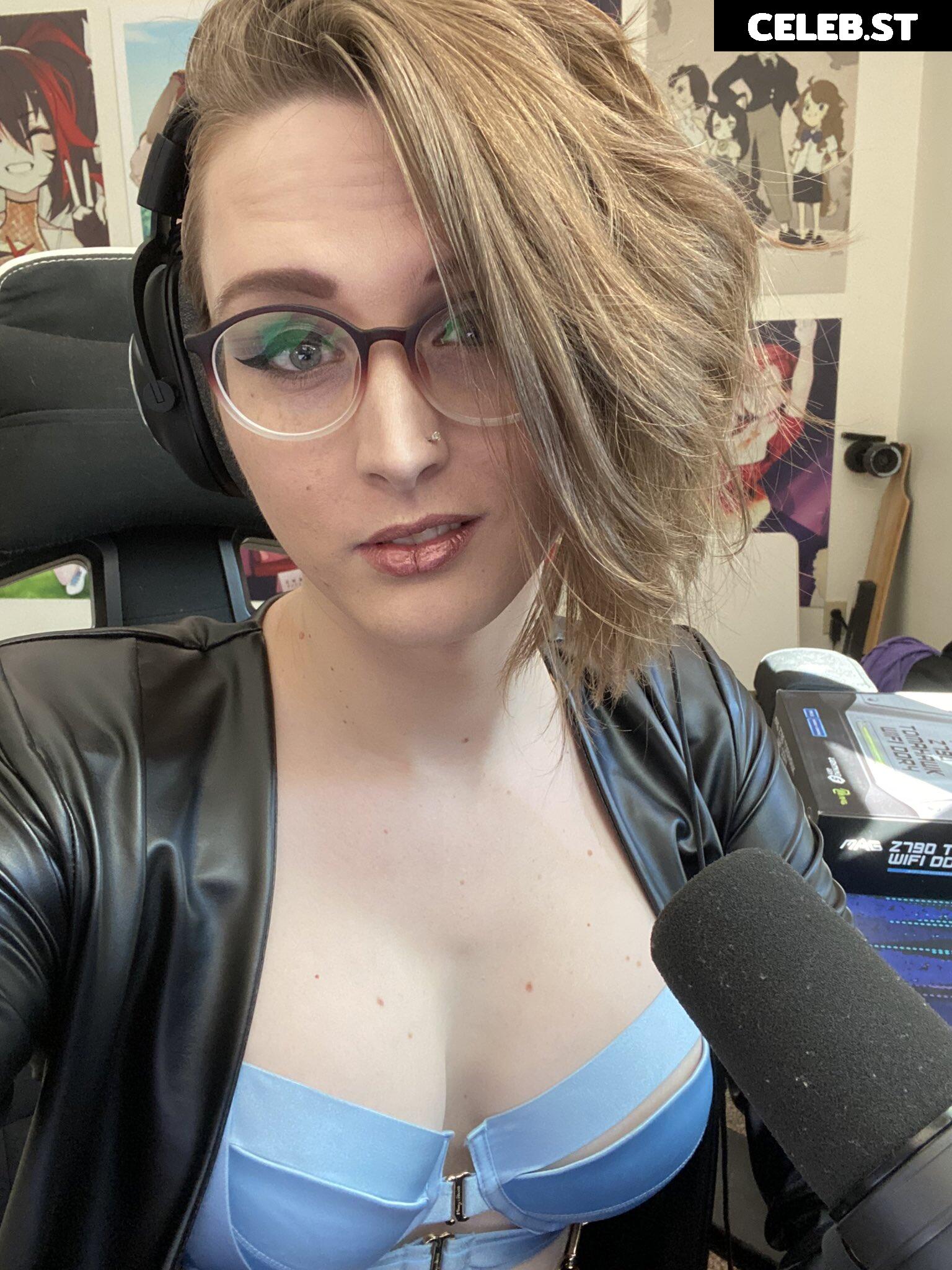 VeronicaJae | J4key Image 23059471