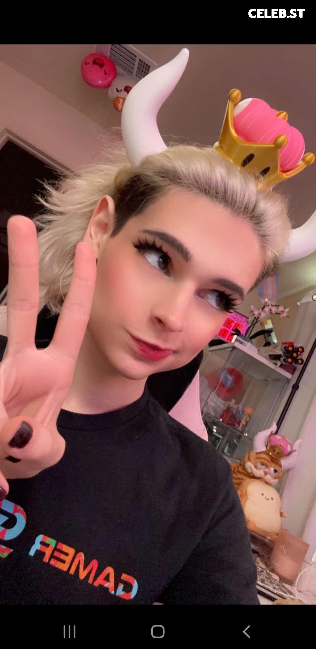 its_peachybunnn Image 23061326