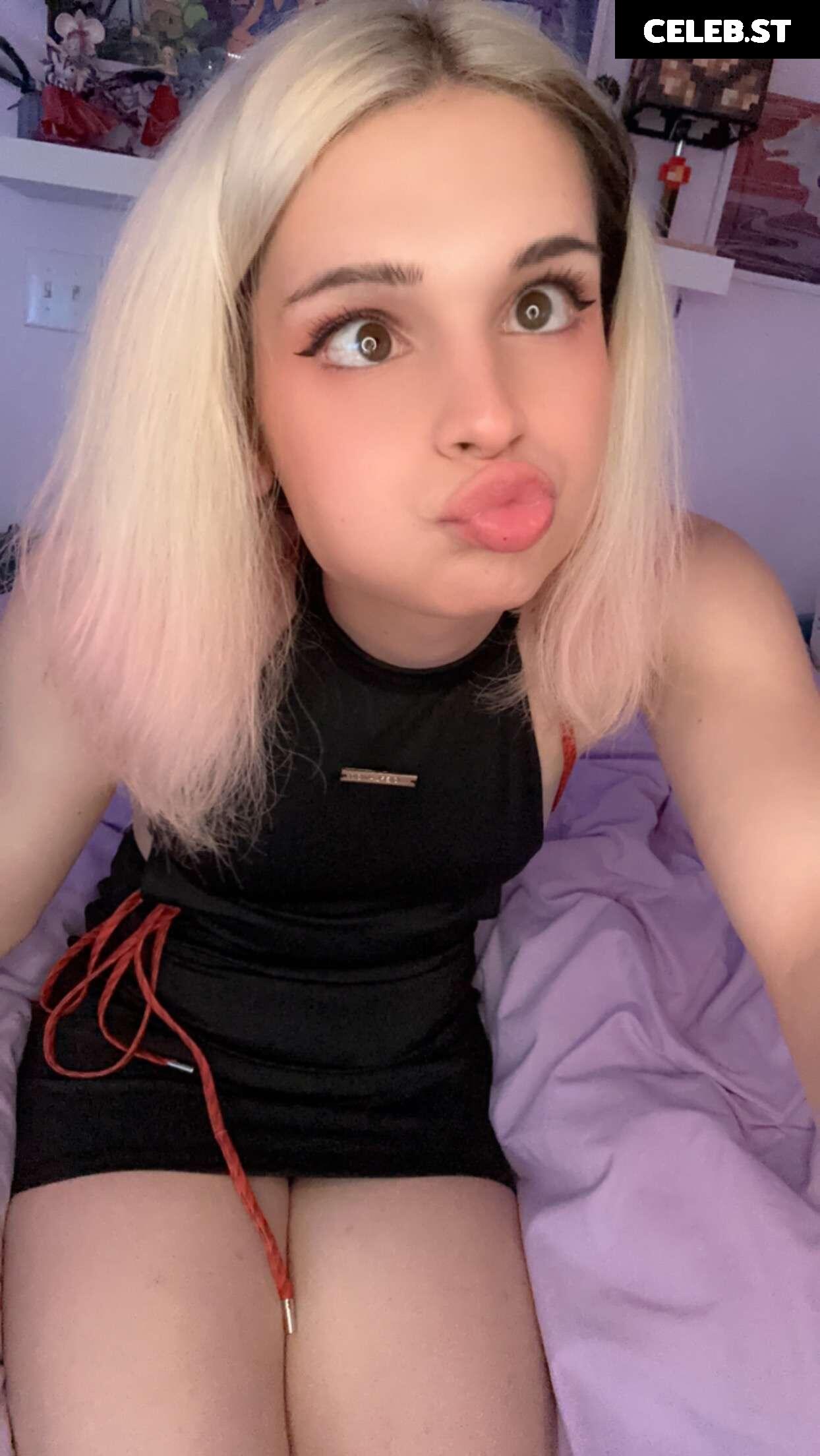 its_peachybunnn Image 23061237