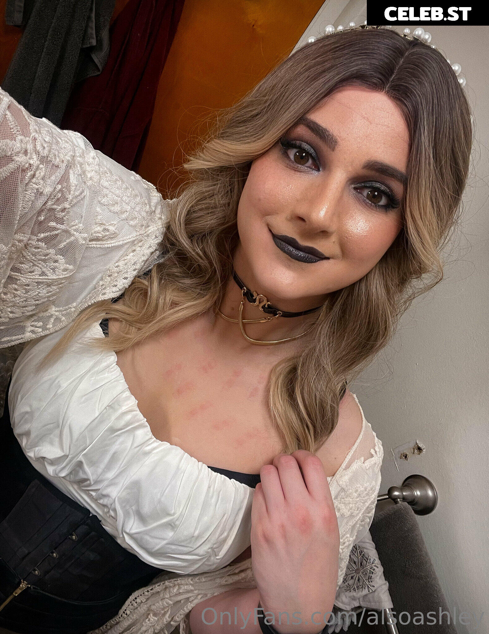 Ashley Barron Image 23063227