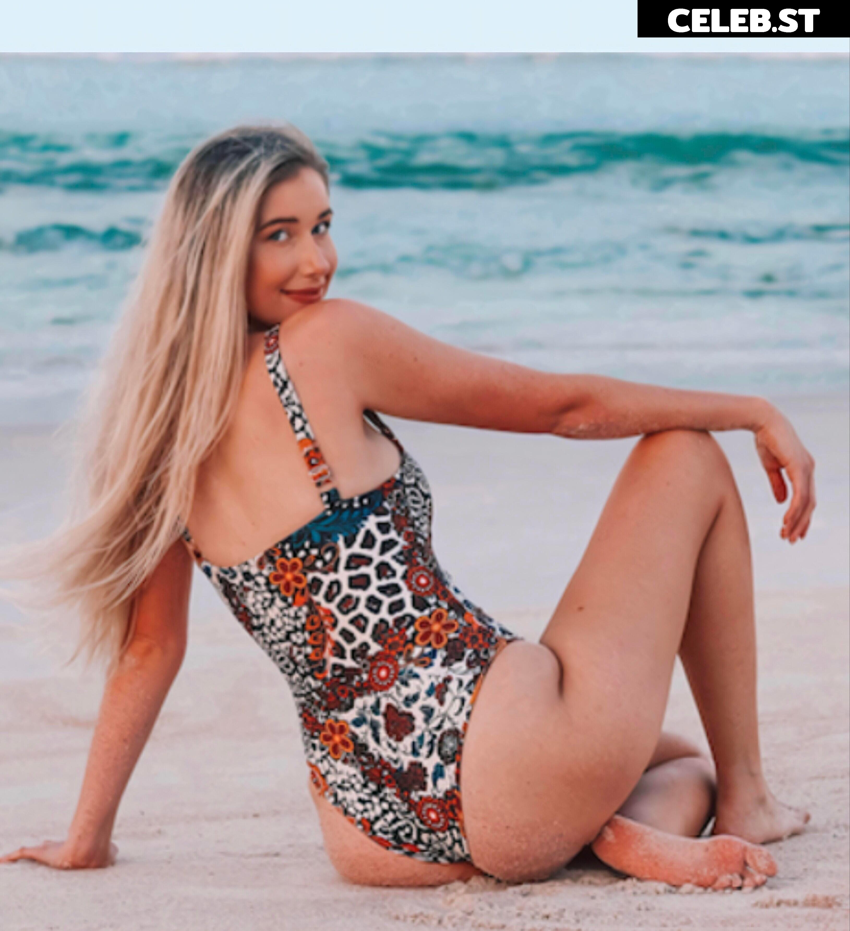 Noelle Foley Image 23069499