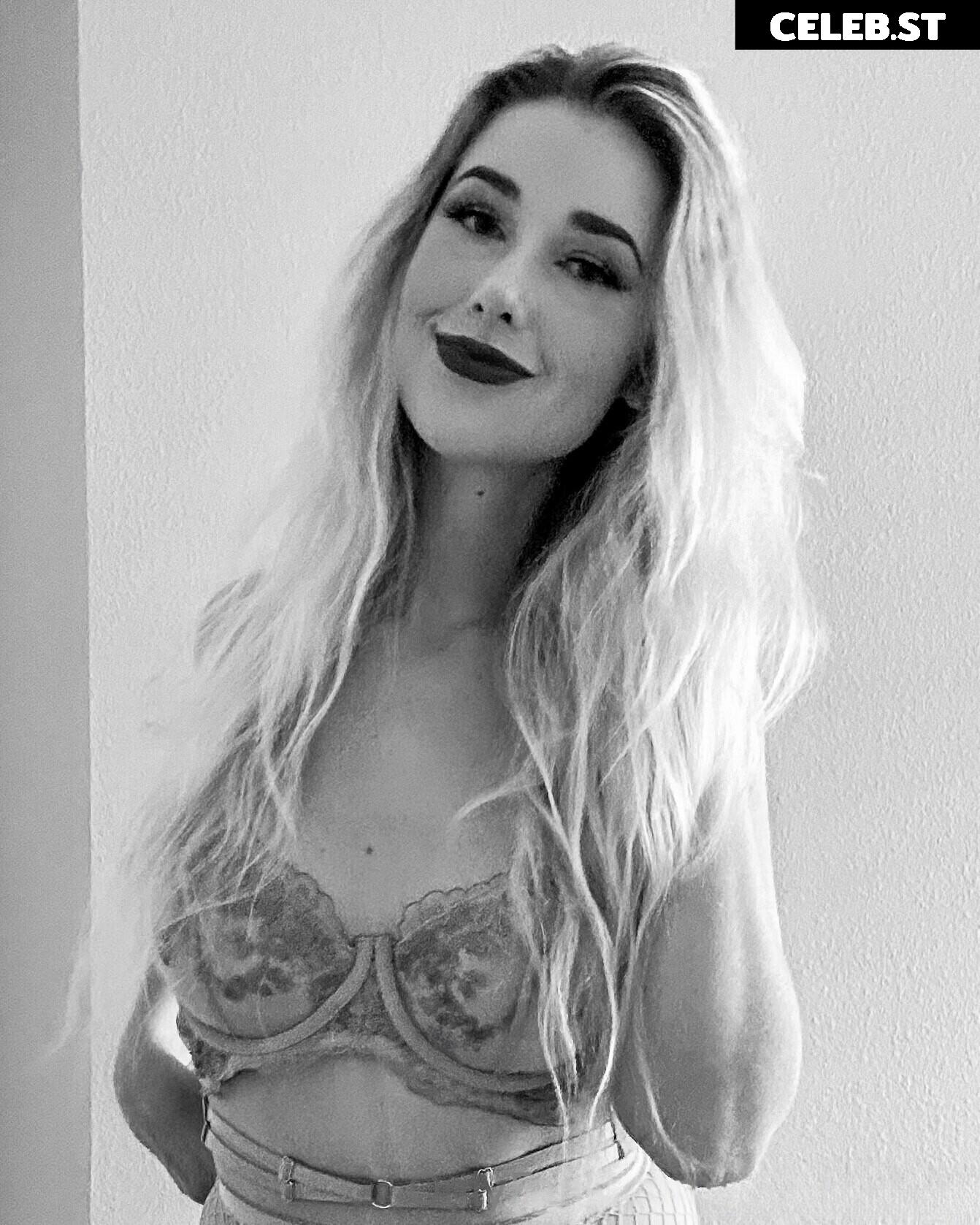 Noelle Foley Image 23069709