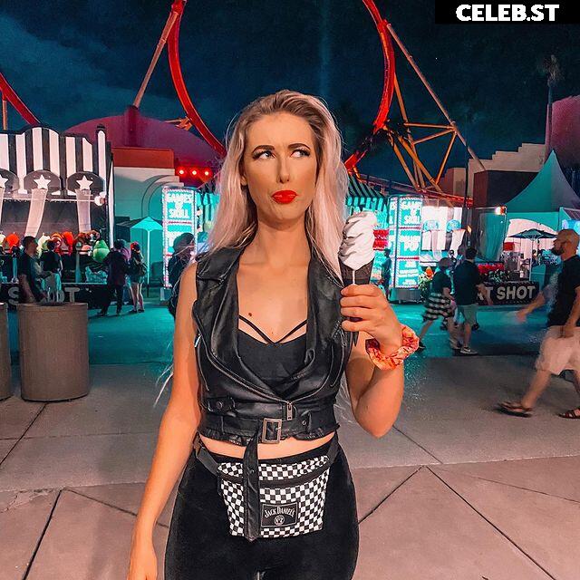 Noelle Foley Image 23069357
