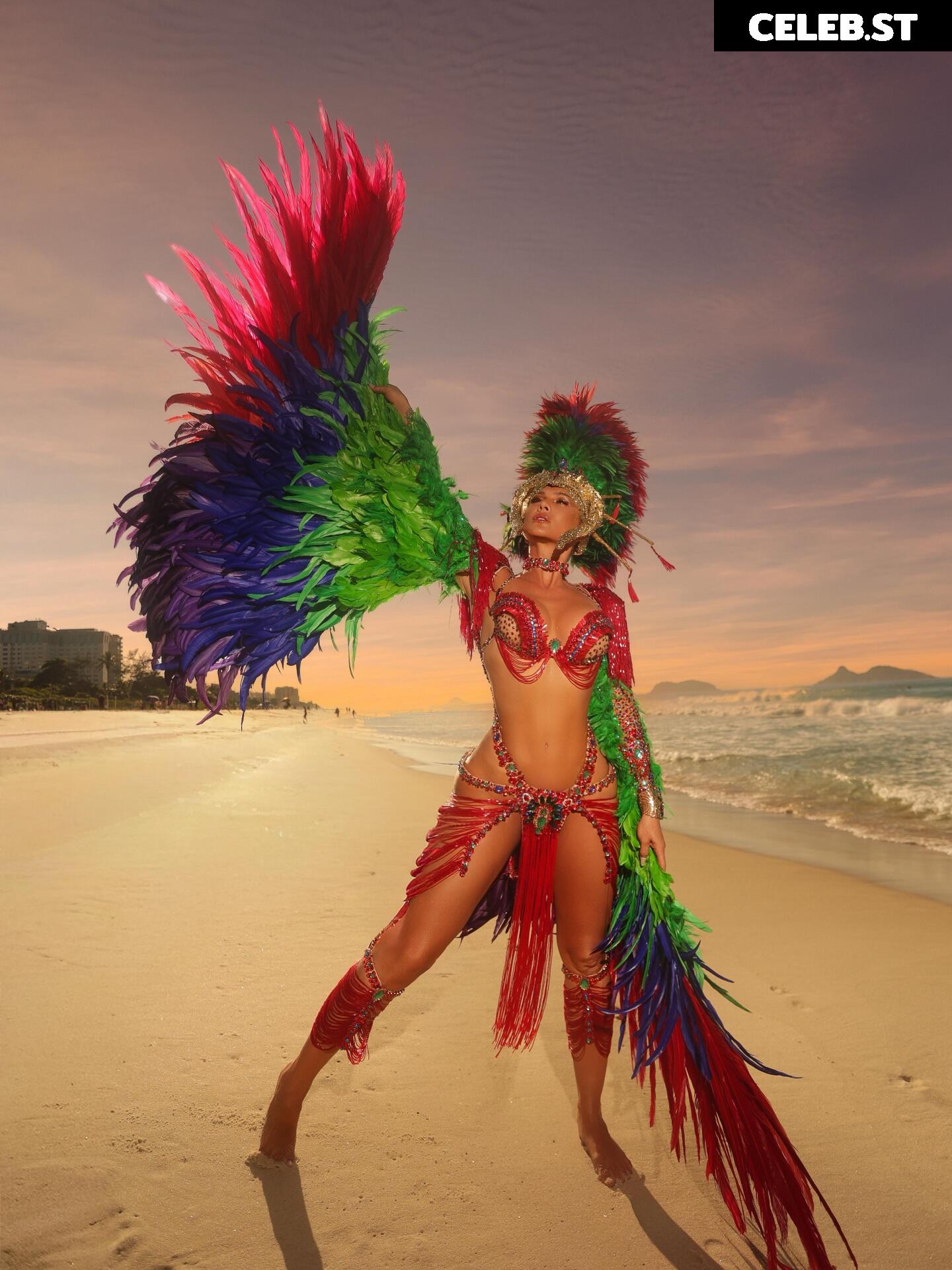 Lívia Andrade Image 23074184