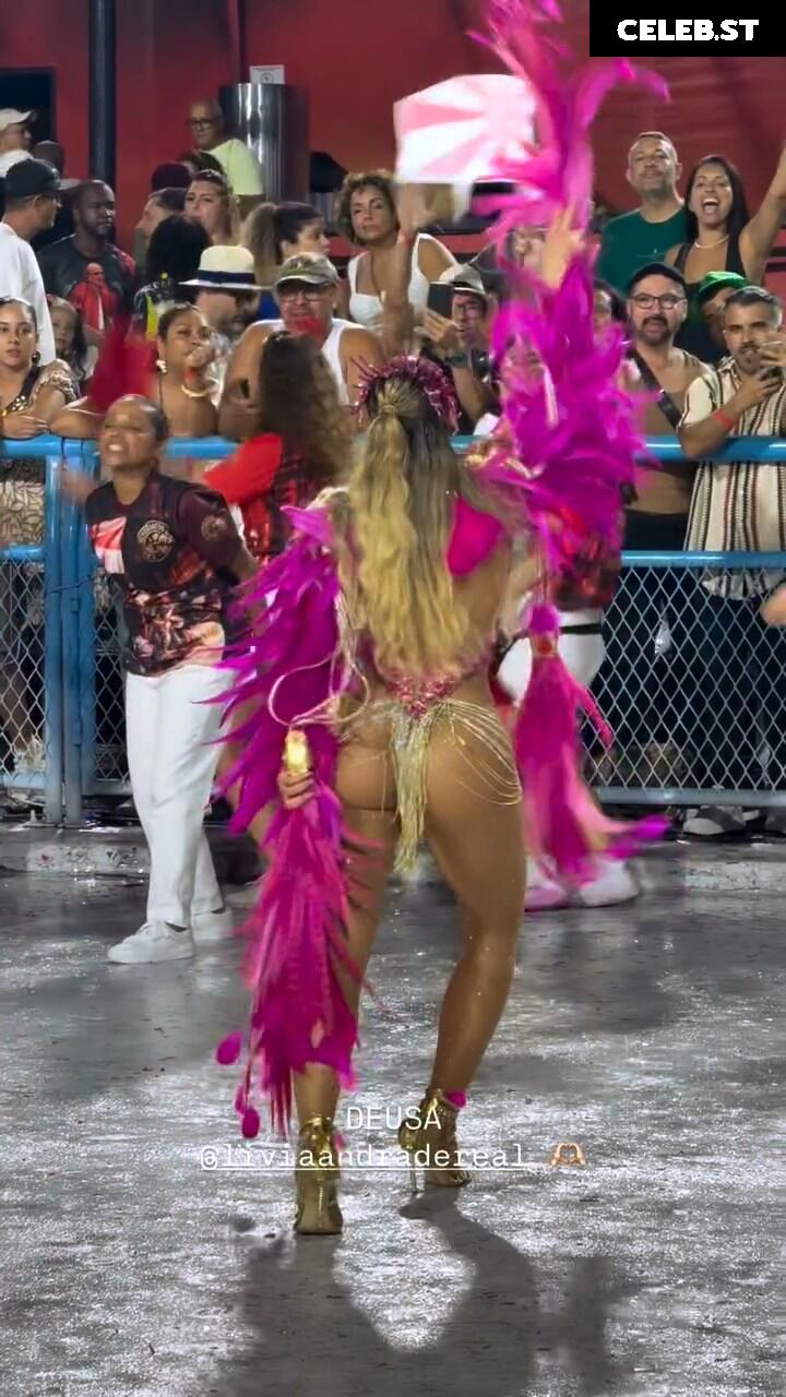 Lívia Andrade Image 23074125