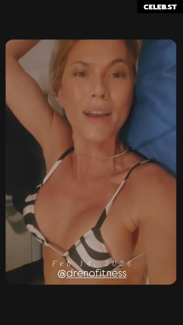 Lívia Andrade Image 23074174