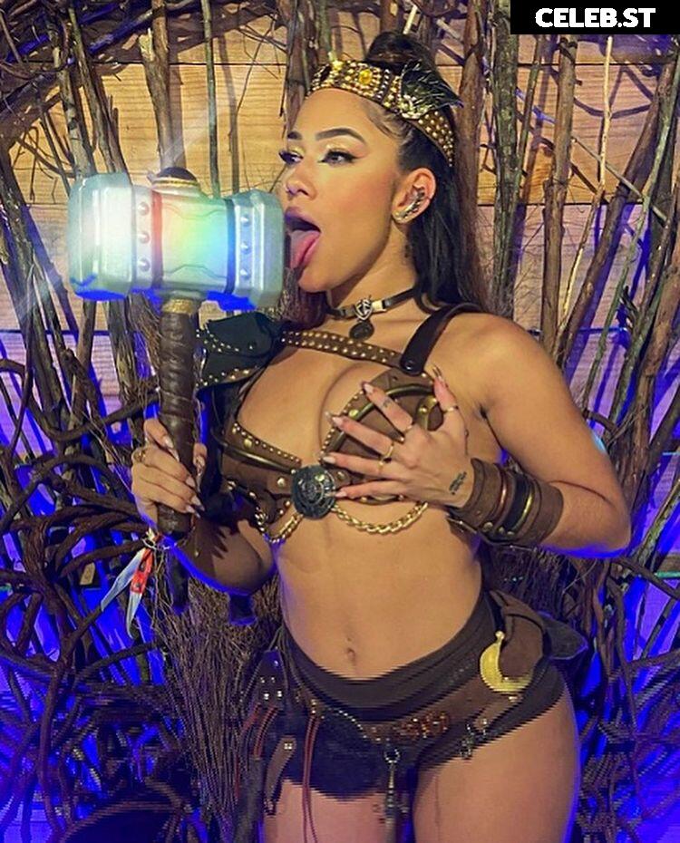 Vitoria Kelly (VK) Image 23074381