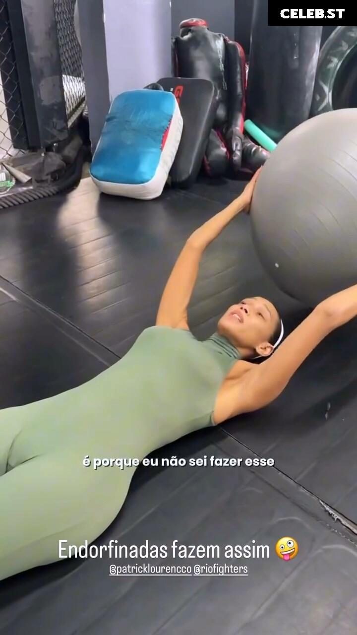 Taís Araujo Image 23074332