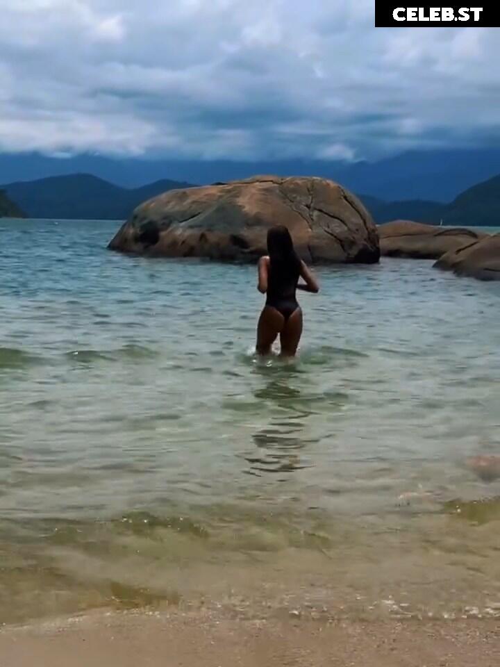 Taís Araujo Image 23074372