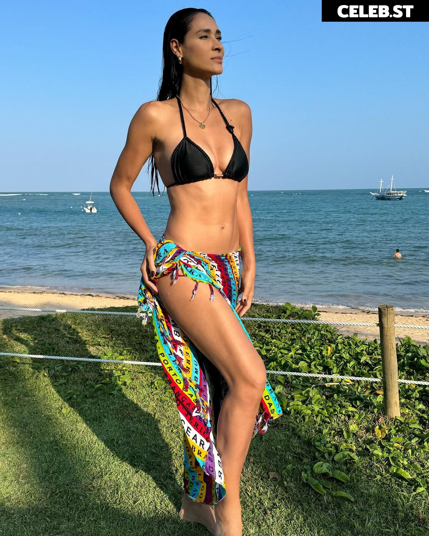 Jaqueline Carvalho (Jaque do Vôlei) Image 23077884