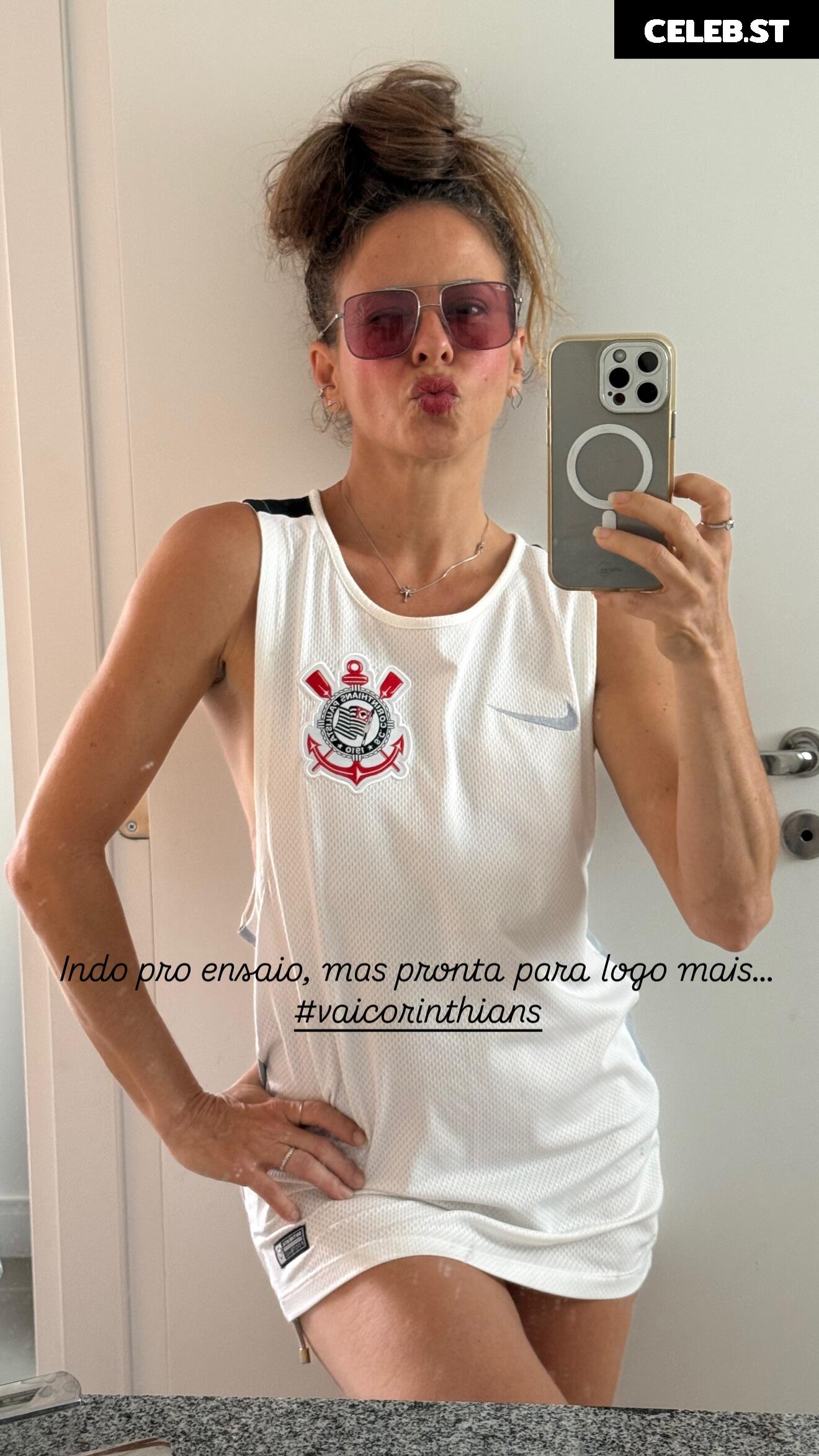 Fernanda De Freitas Image 23076956