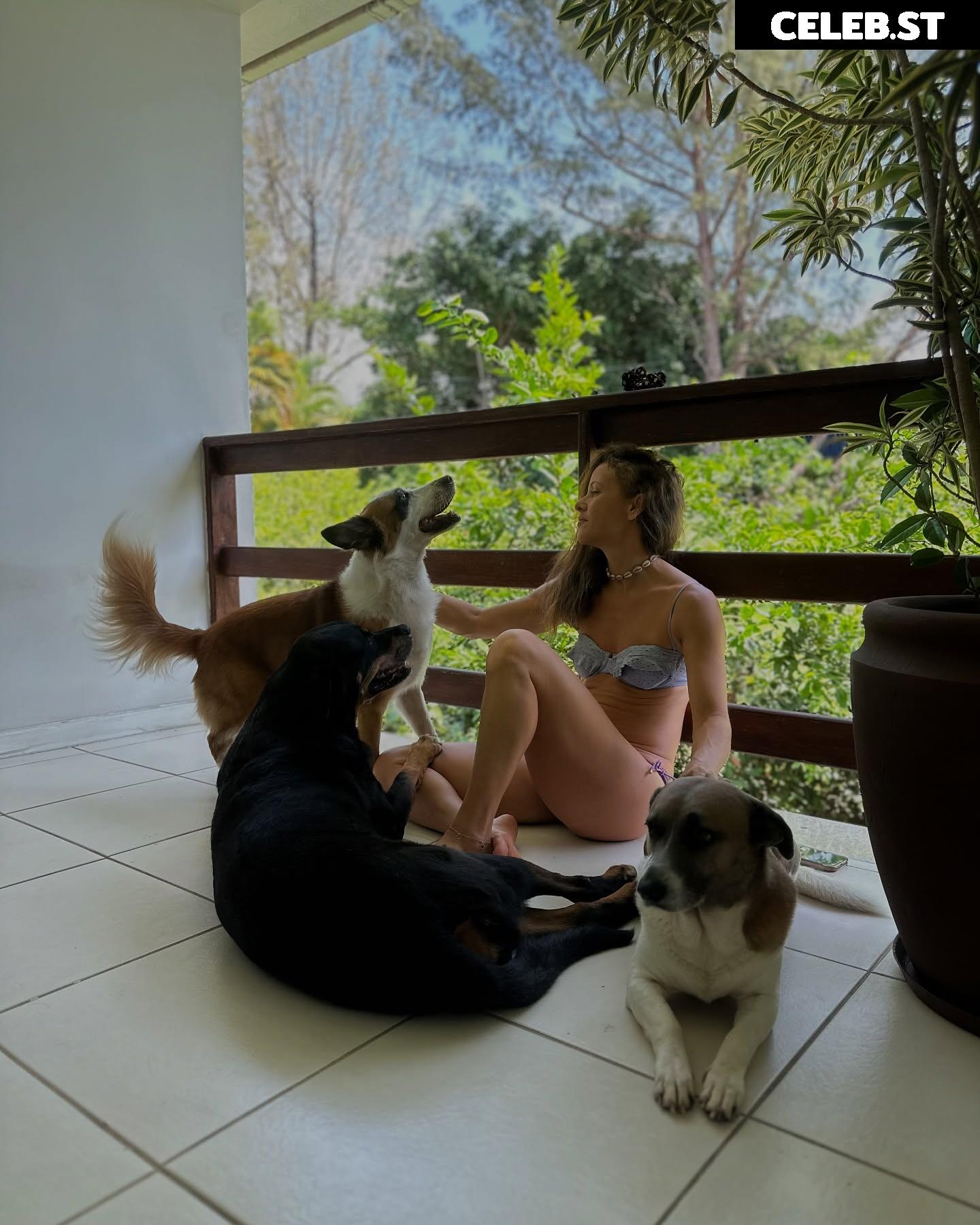 Fernanda De Freitas Image 23076709