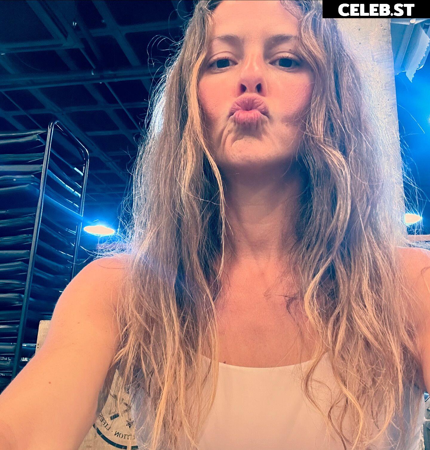 Fernanda De Freitas Image 23076639