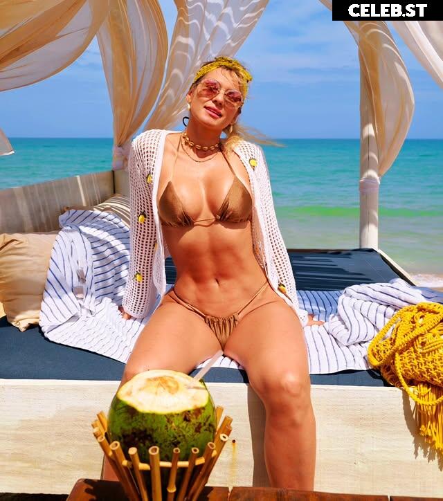 Lívia Andrade Image 23073969