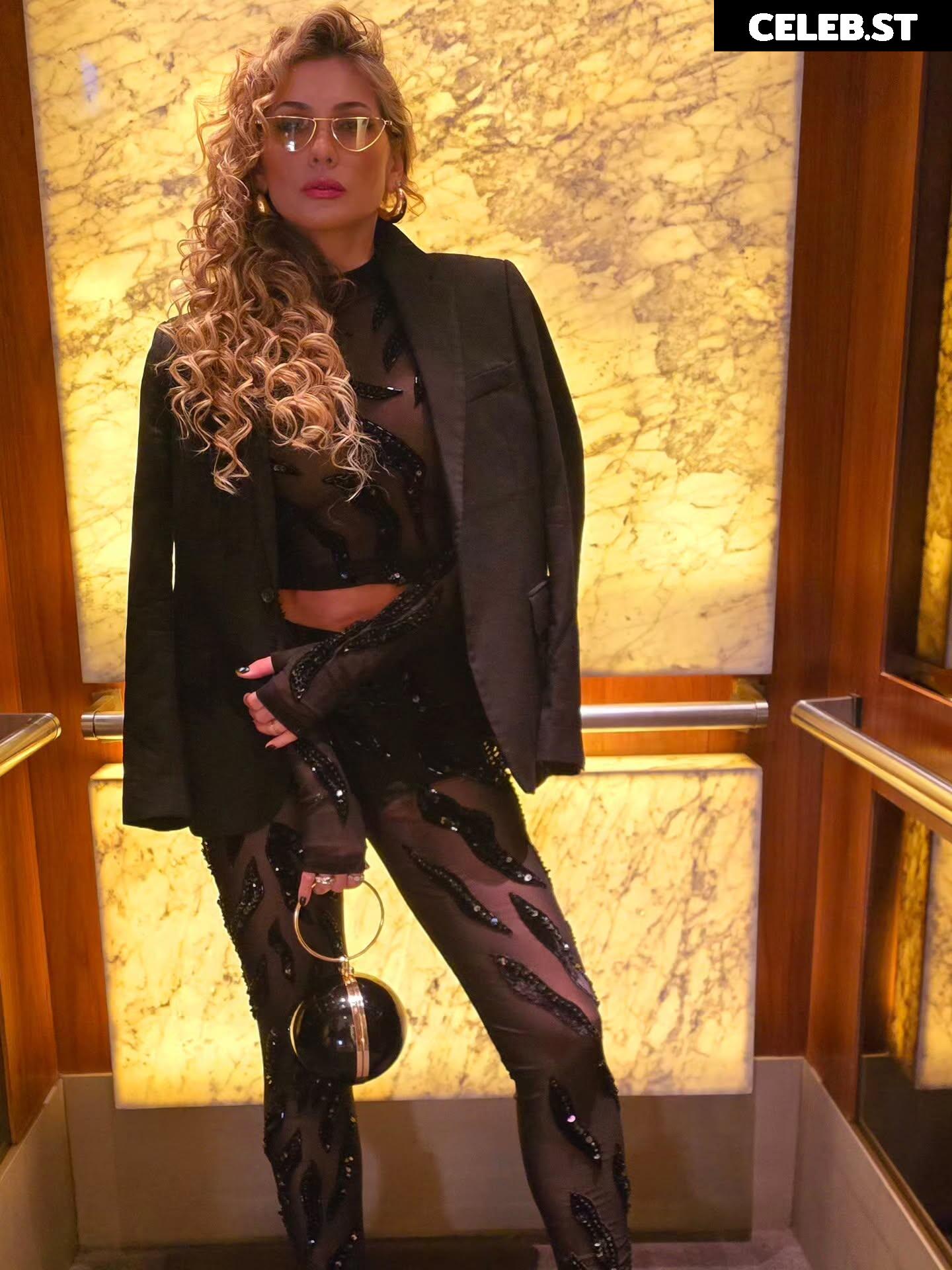 Lívia Andrade Image 23073838