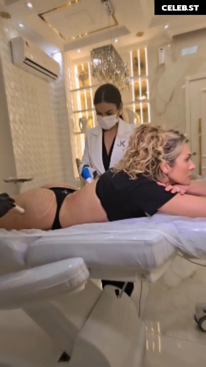 Lívia Andrade Image 23073851