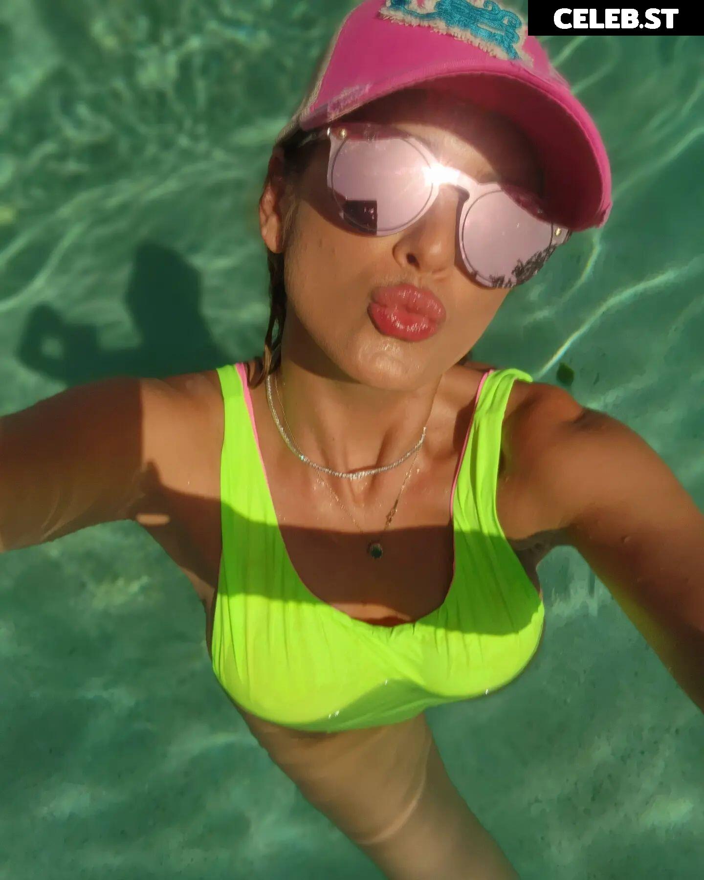 Lívia Andrade Image 23073663
