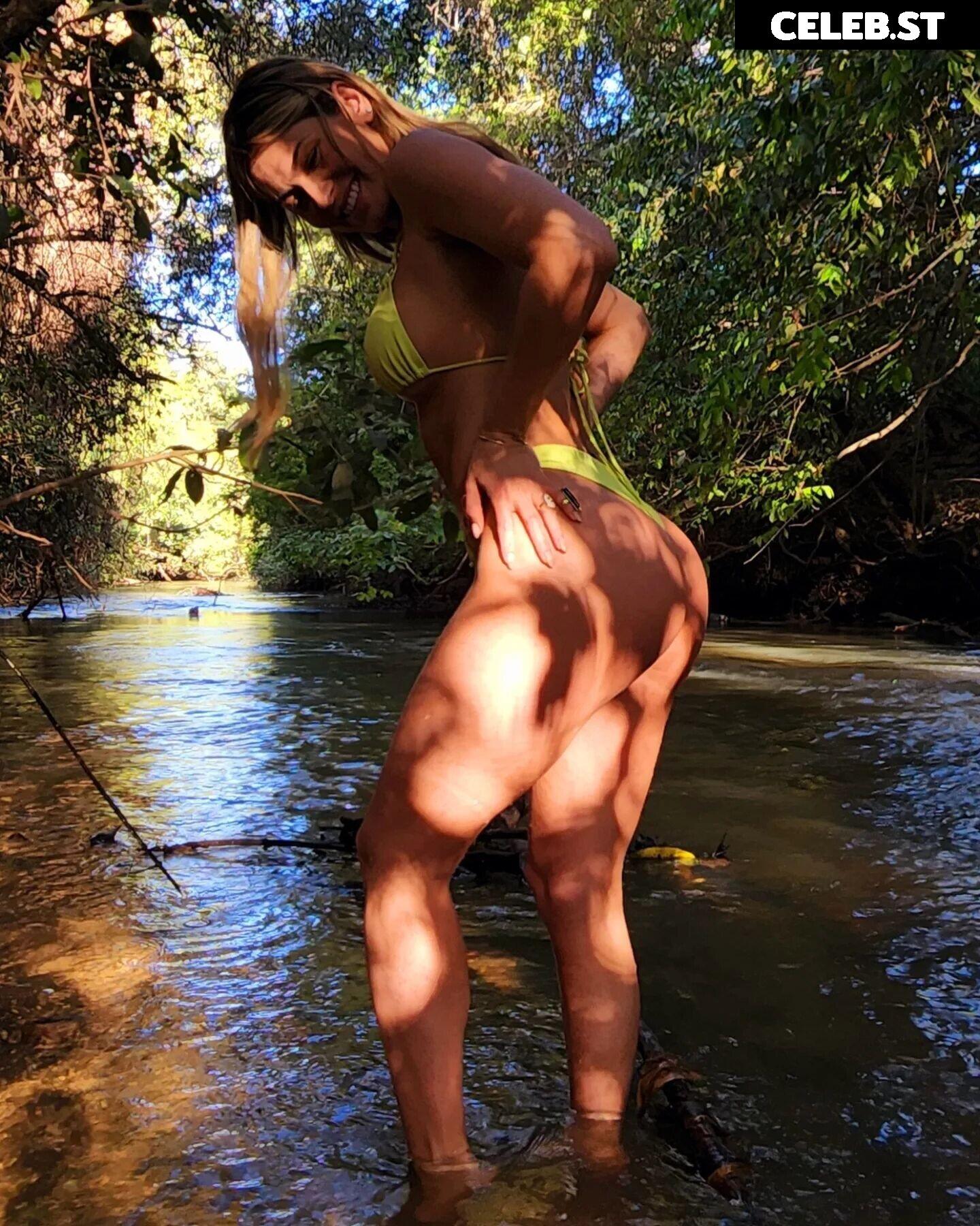 Lívia Andrade Image 23073647