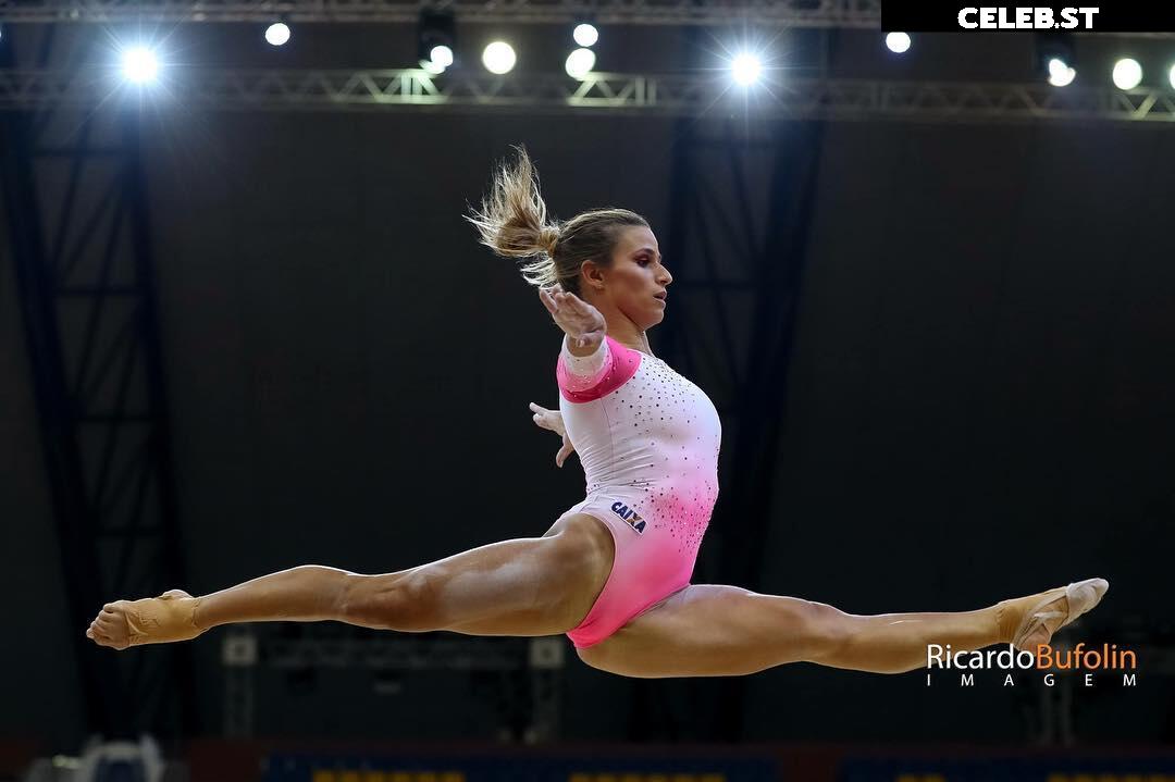 Jade Barbosa Image 23079510