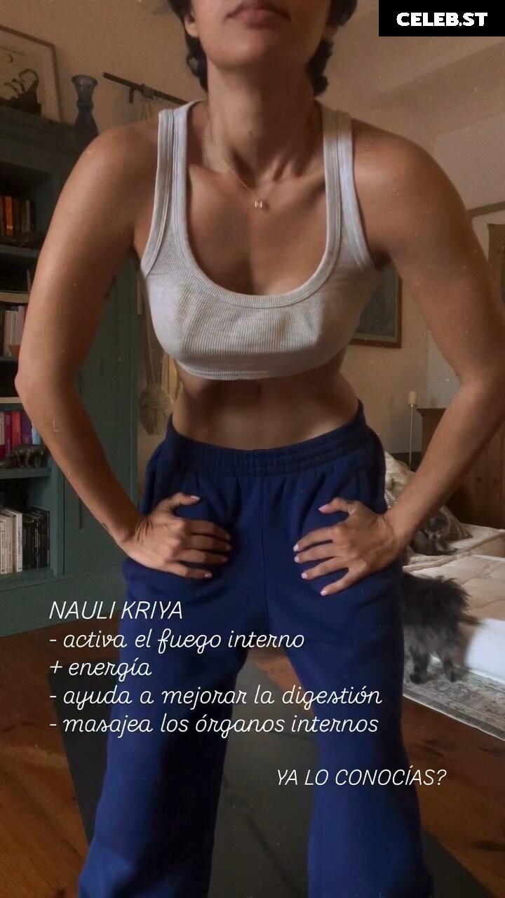 Carolina Oliveira Image 23079184