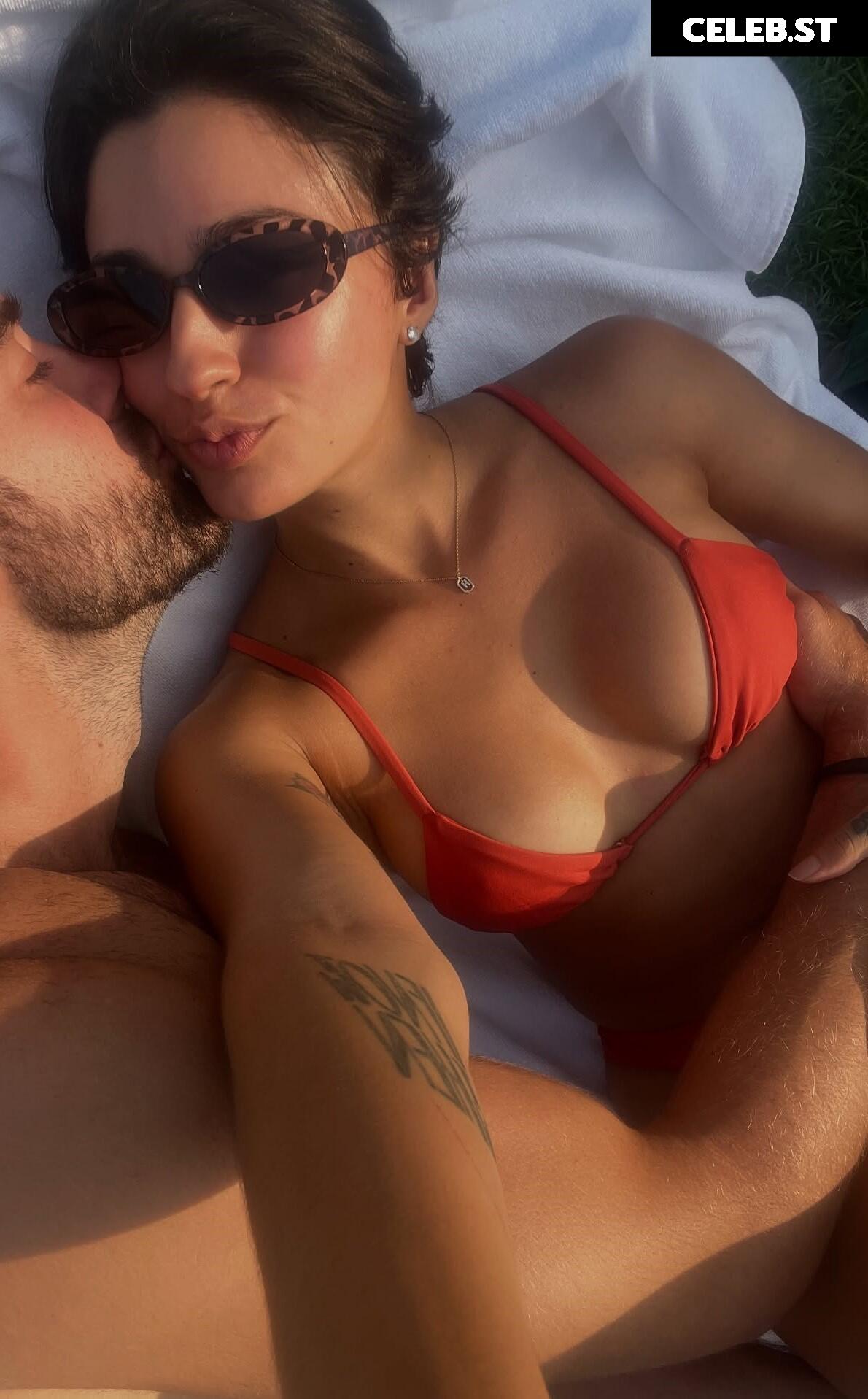 Carolina Oliveira Image 23079159