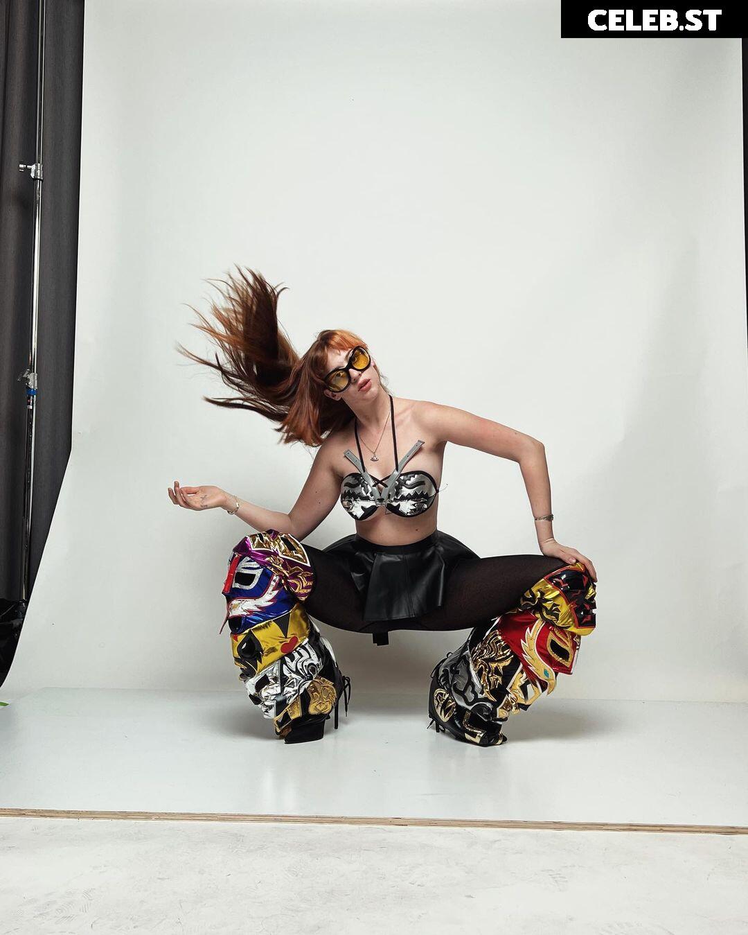 Tati Bruening | Illumitati | illumitatiana Image 23041665