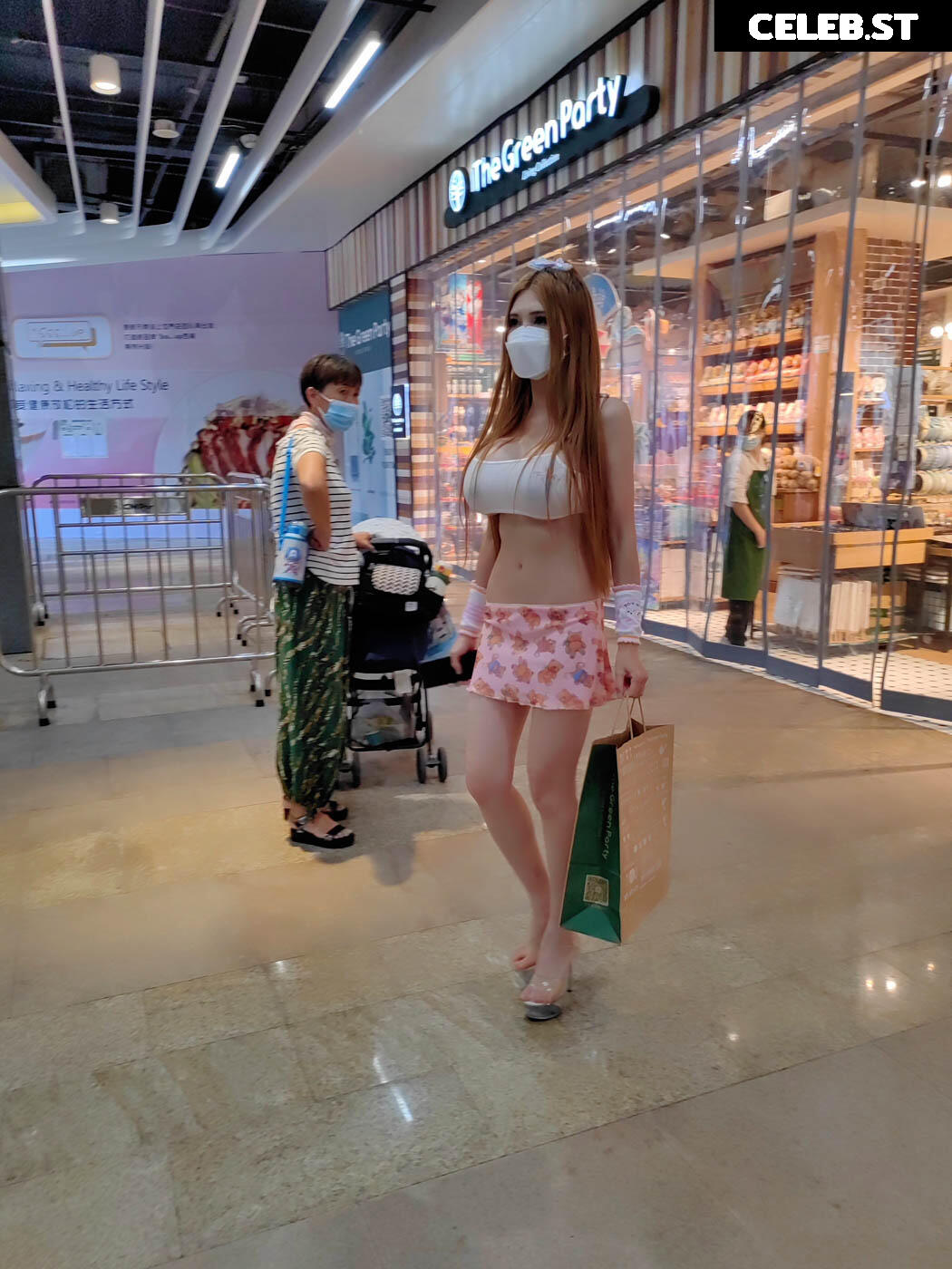 Naomi "SexyCyborg" Wu Image 23043772