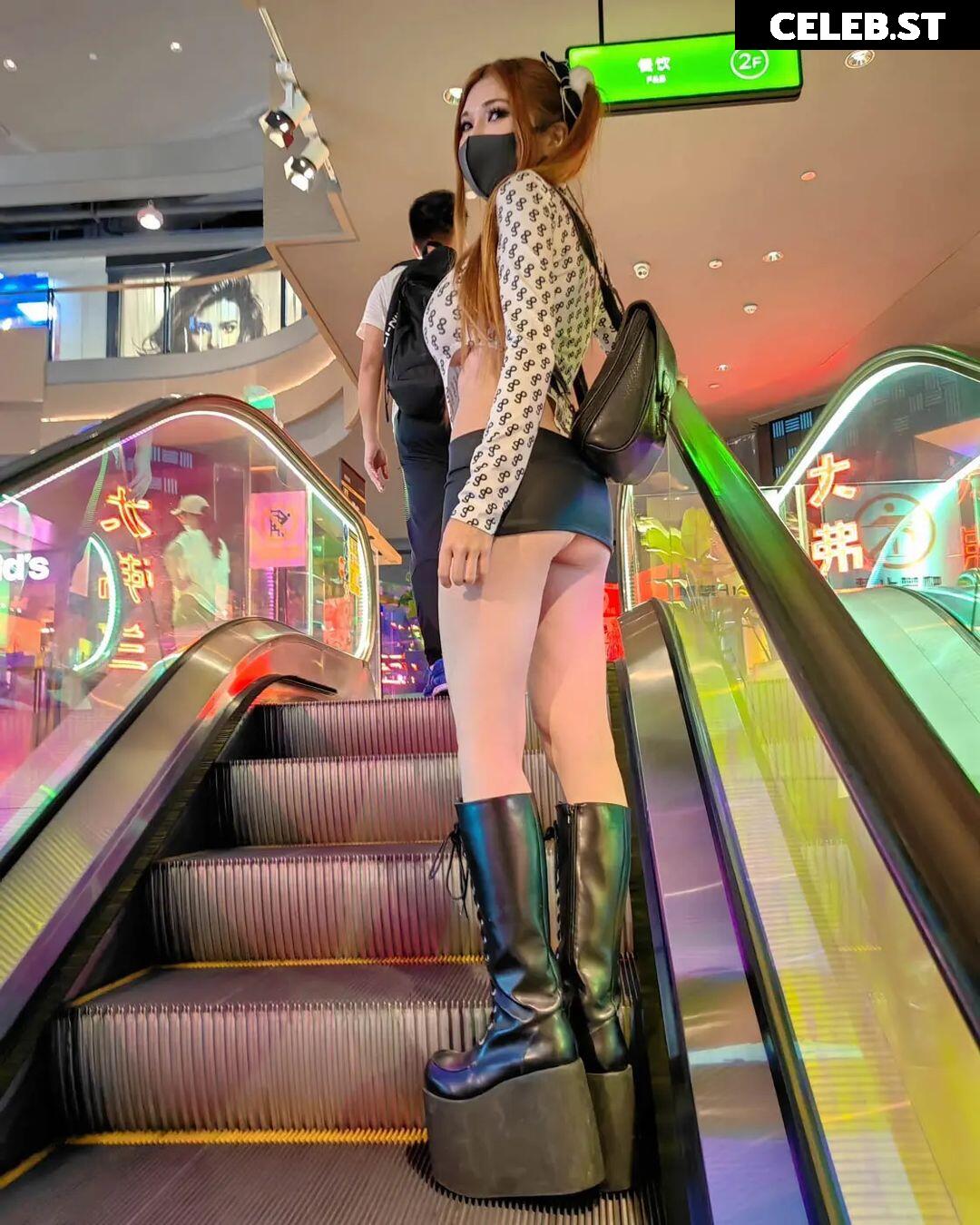 Naomi "SexyCyborg" Wu Image 23043776