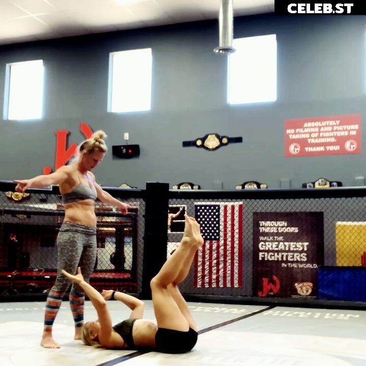 Holly Holm Image 23049803