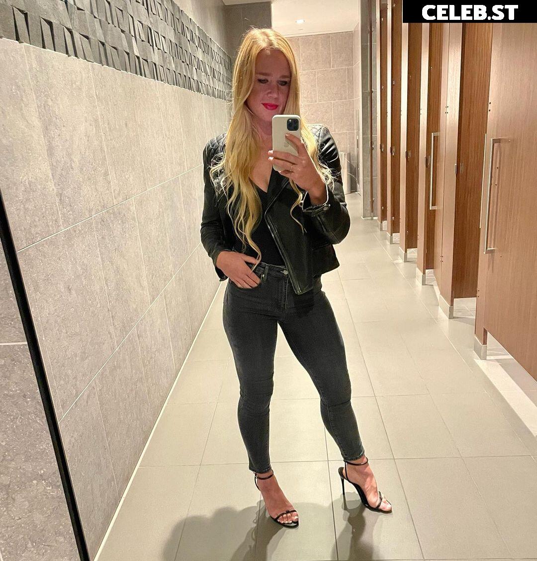 Holly Holm Image 23049793