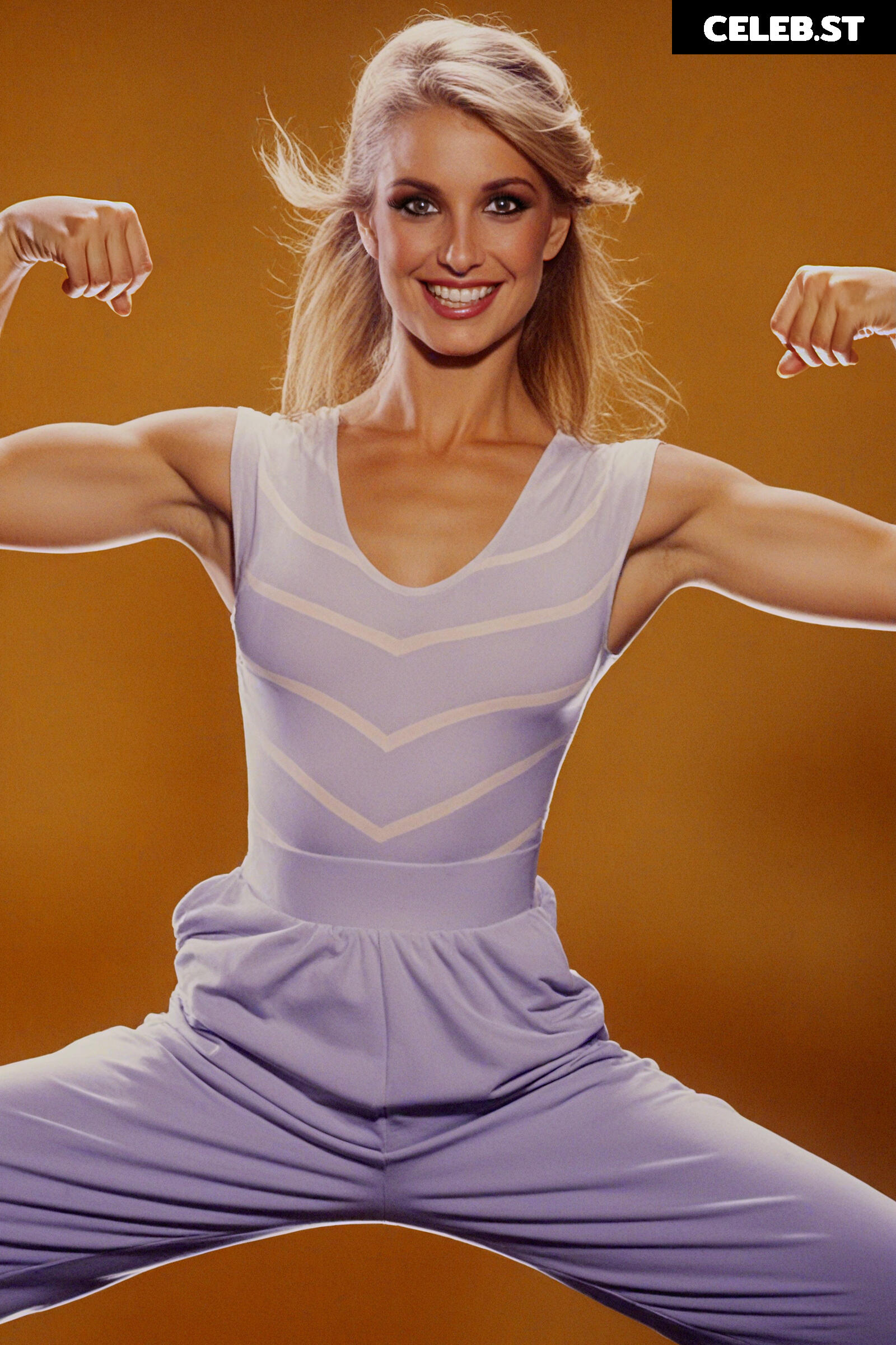 Heather Thomas Image 23049695
