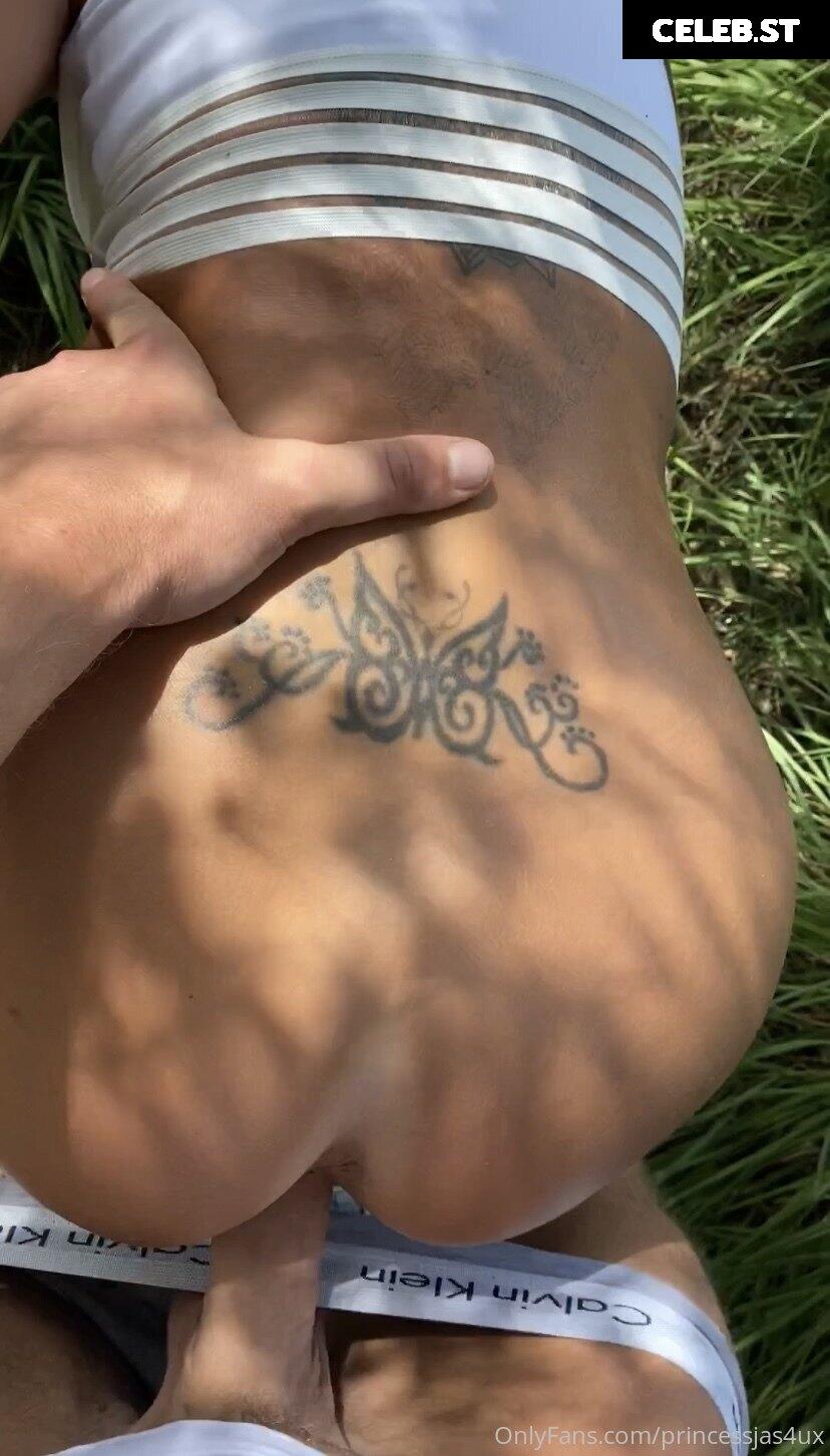 𝐂𝐨𝐜𝐤 𝐇𝐮𝐧𝐠𝐫𝐲 𝐏𝐨𝐬𝐡 𝐂𝐡𝐢𝐜𝐤 Image 2301852