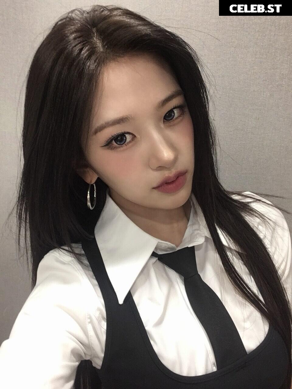 An Yujin 안유진 | YUJIN Image 23028982