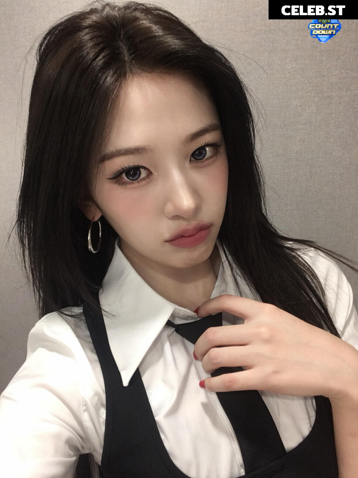 An Yujin 안유진 | YUJIN Image 23028984