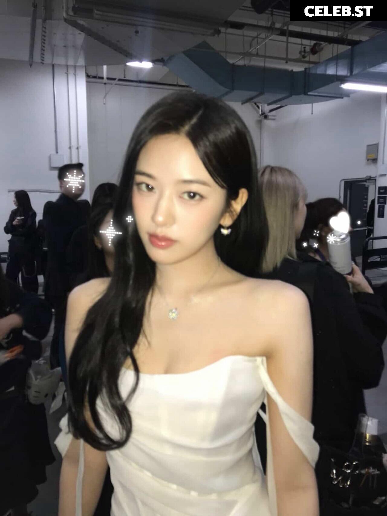An Yujin 안유진 | YUJIN Image 23028917
