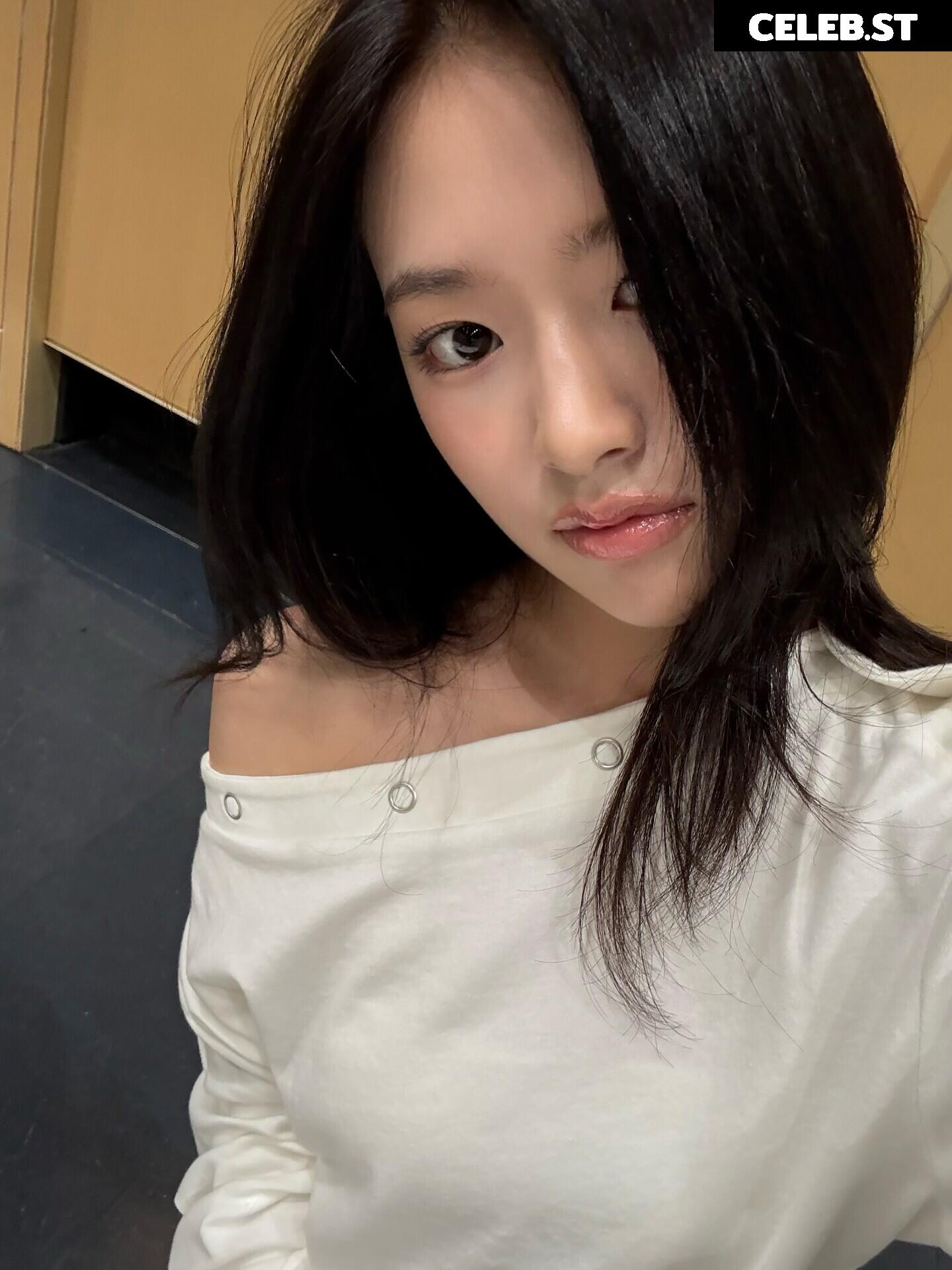 An Yujin 안유진 | YUJIN Image 23028817