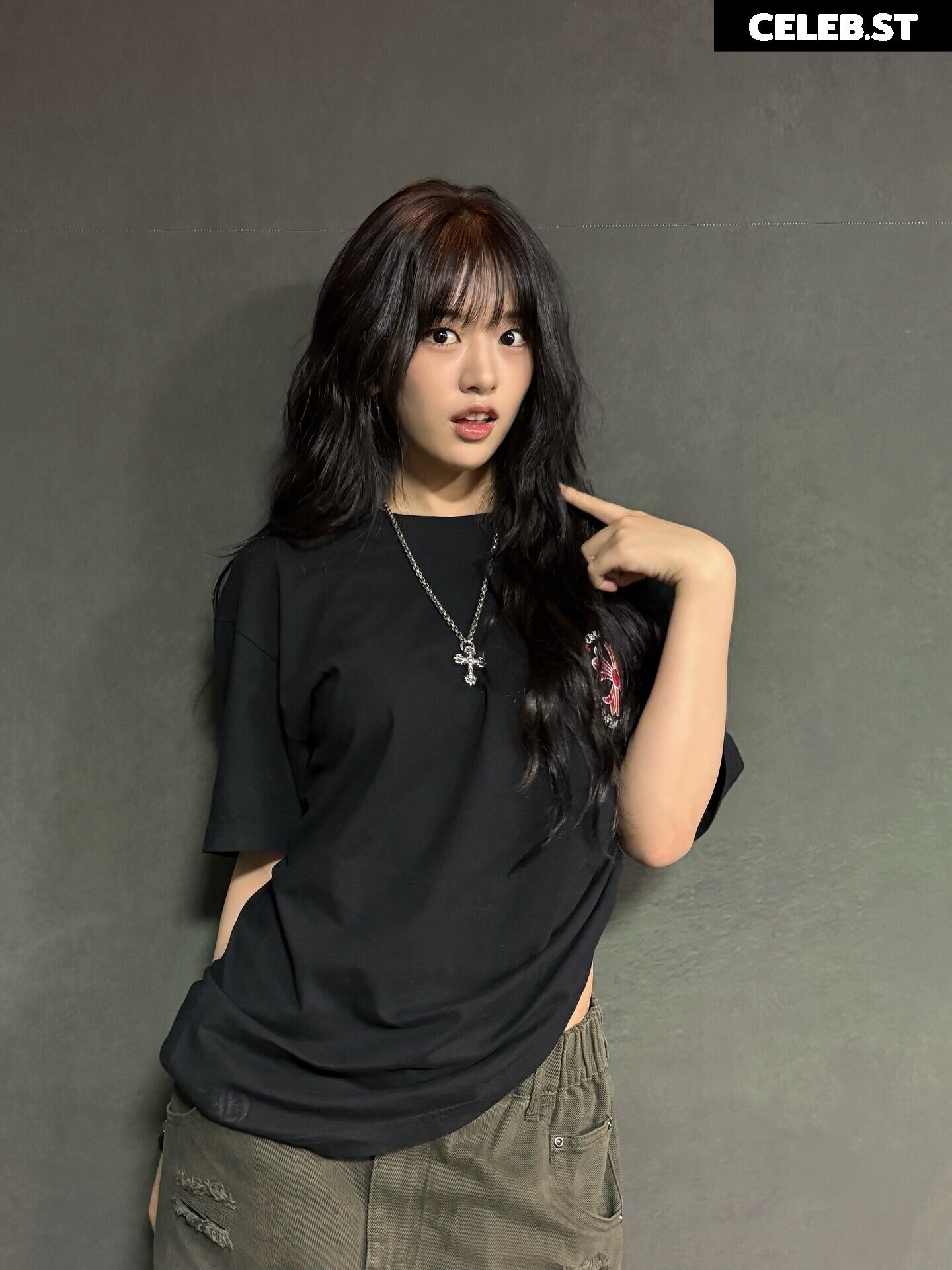An Yujin 안유진 | YUJIN Image 23028802