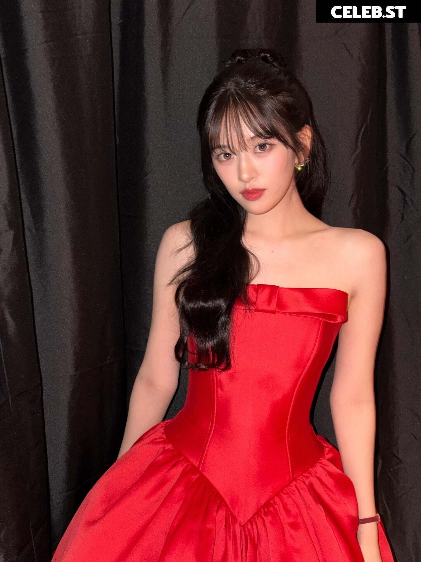 An Yujin 안유진 | YUJIN Image 23028864