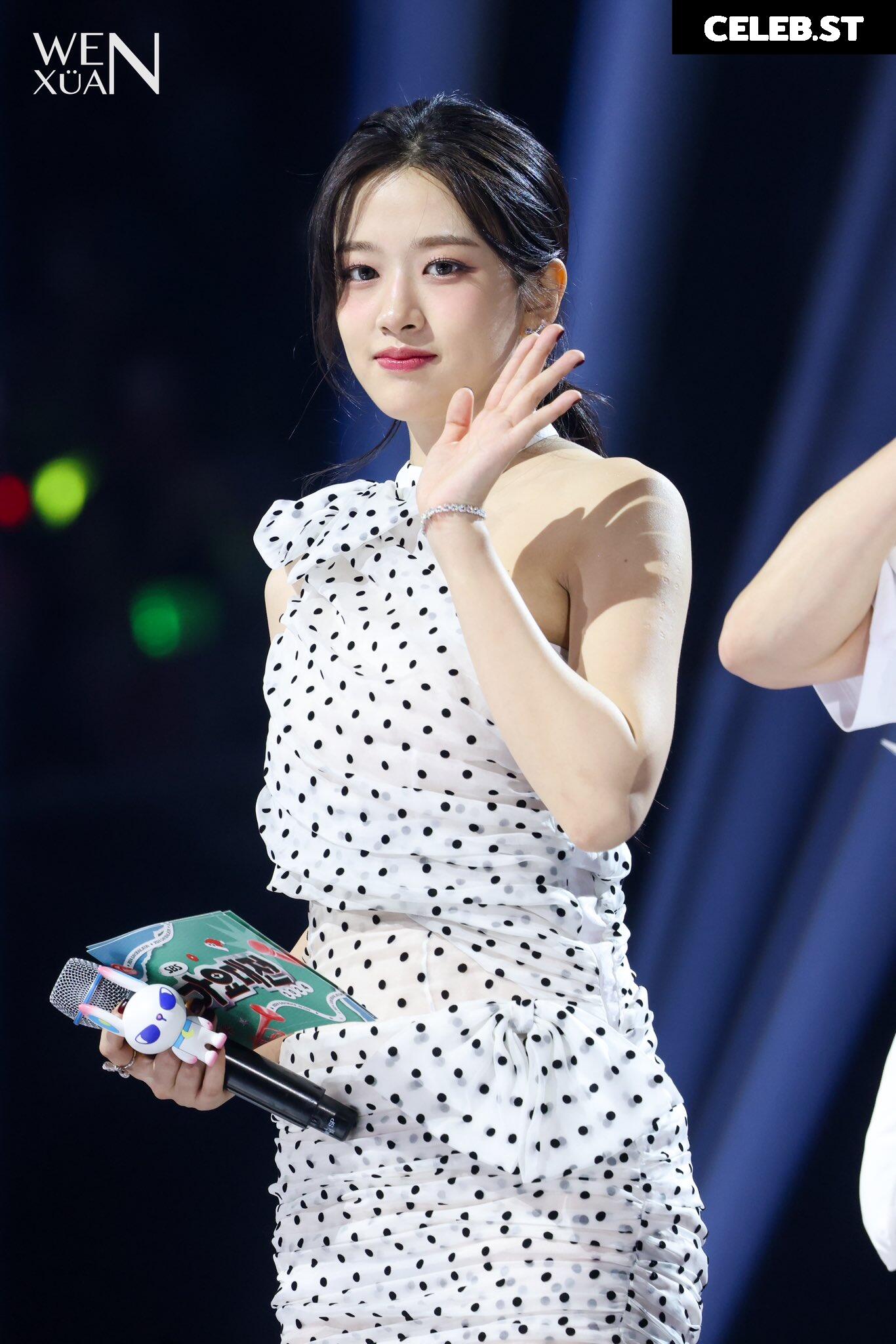 An Yujin 안유진 | YUJIN Image 23028547
