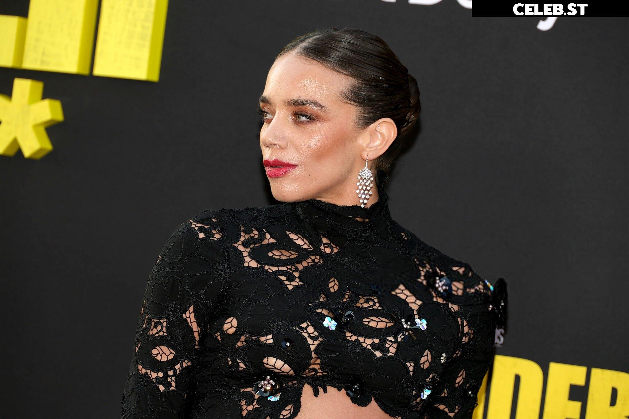 Hannah John-Kamen Image 23028475