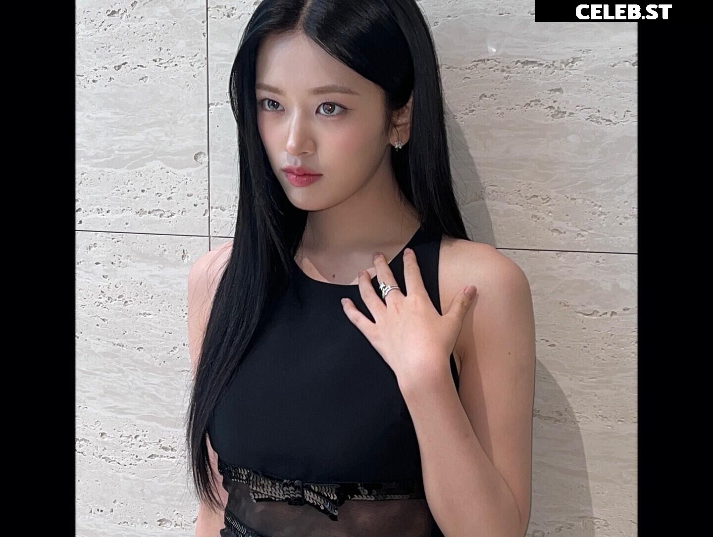 An Yujin 안유진 | YUJIN Image 23028778