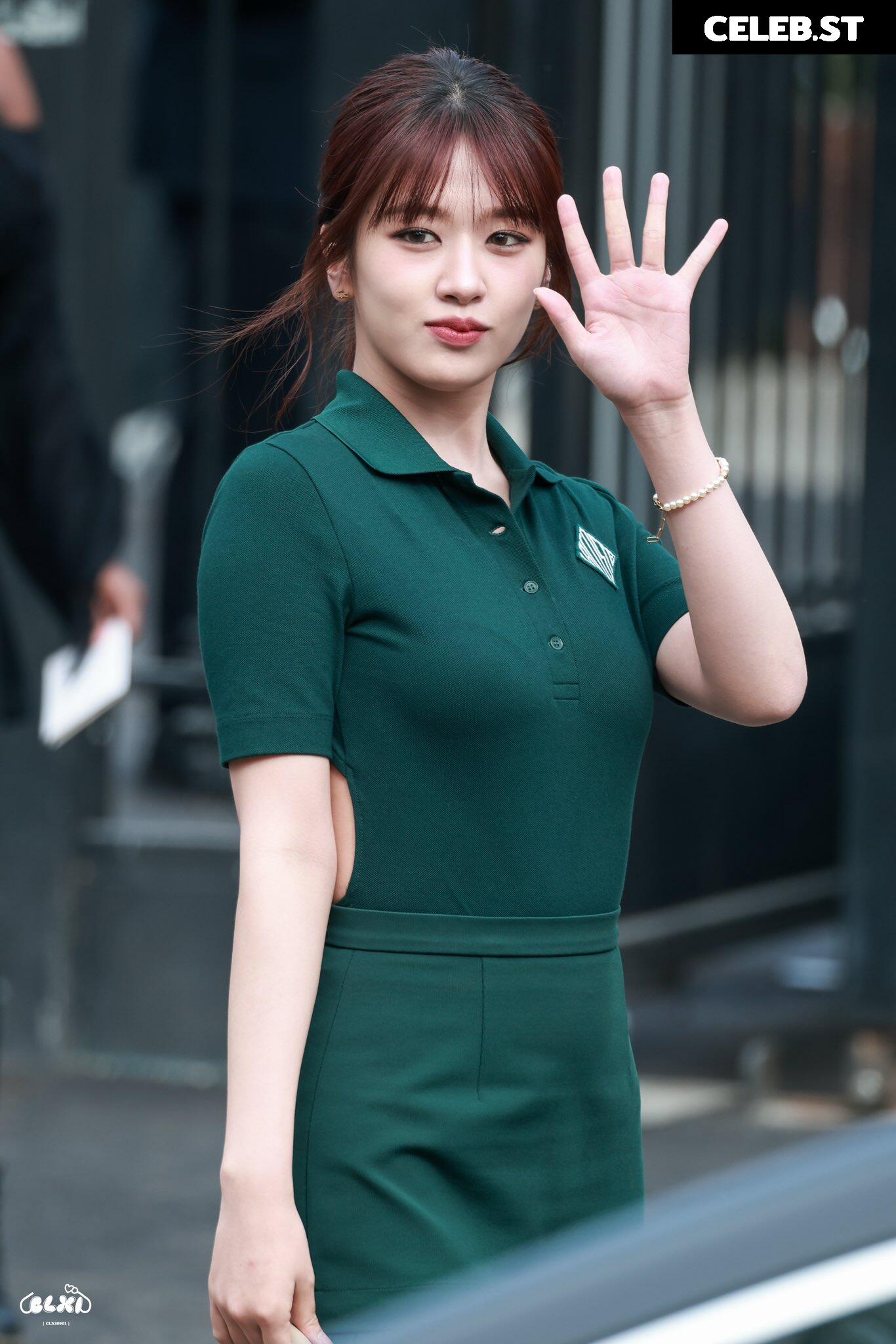 An Yujin 안유진 | YUJIN Image 23028629