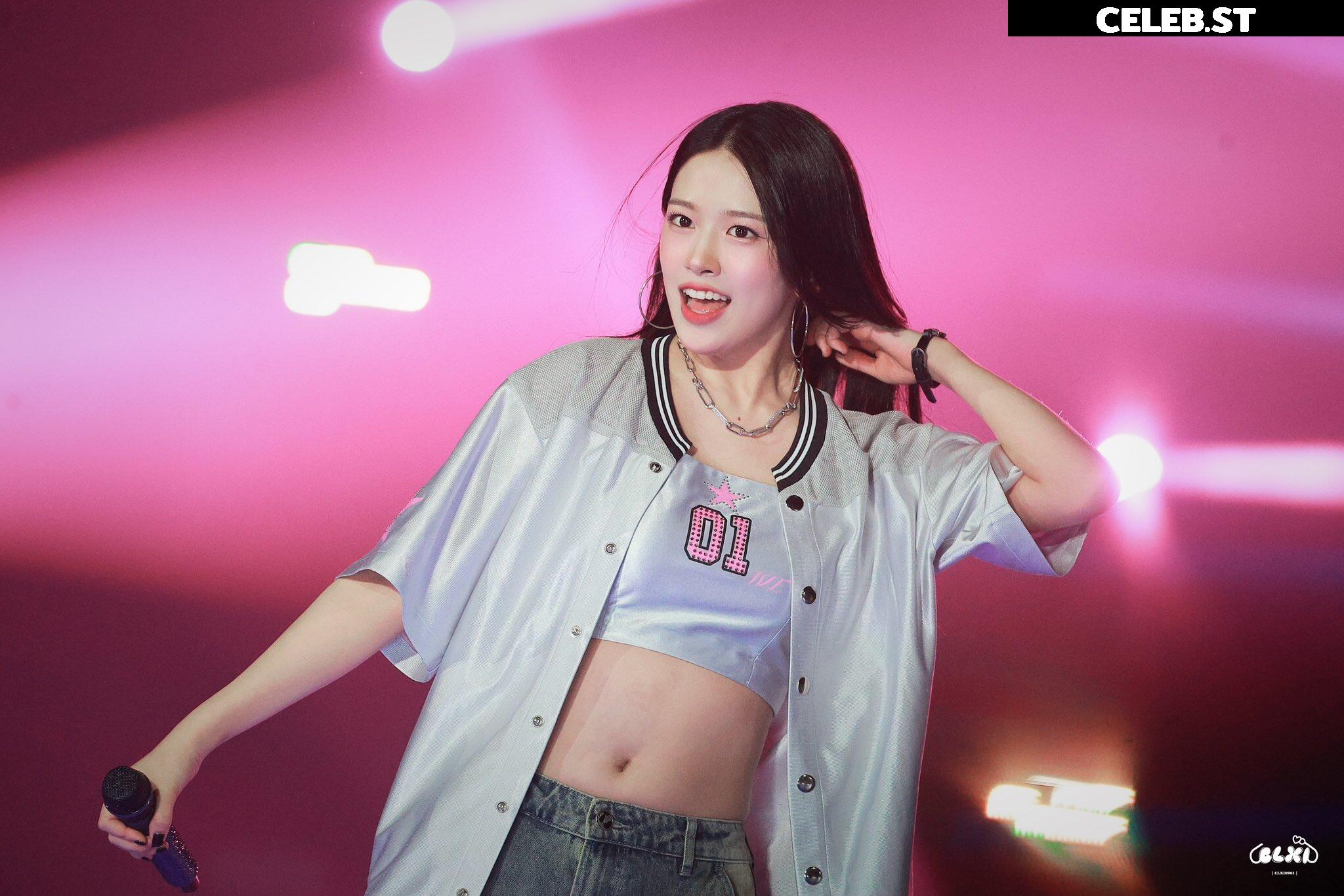 An Yujin 안유진 | YUJIN Image 23028605