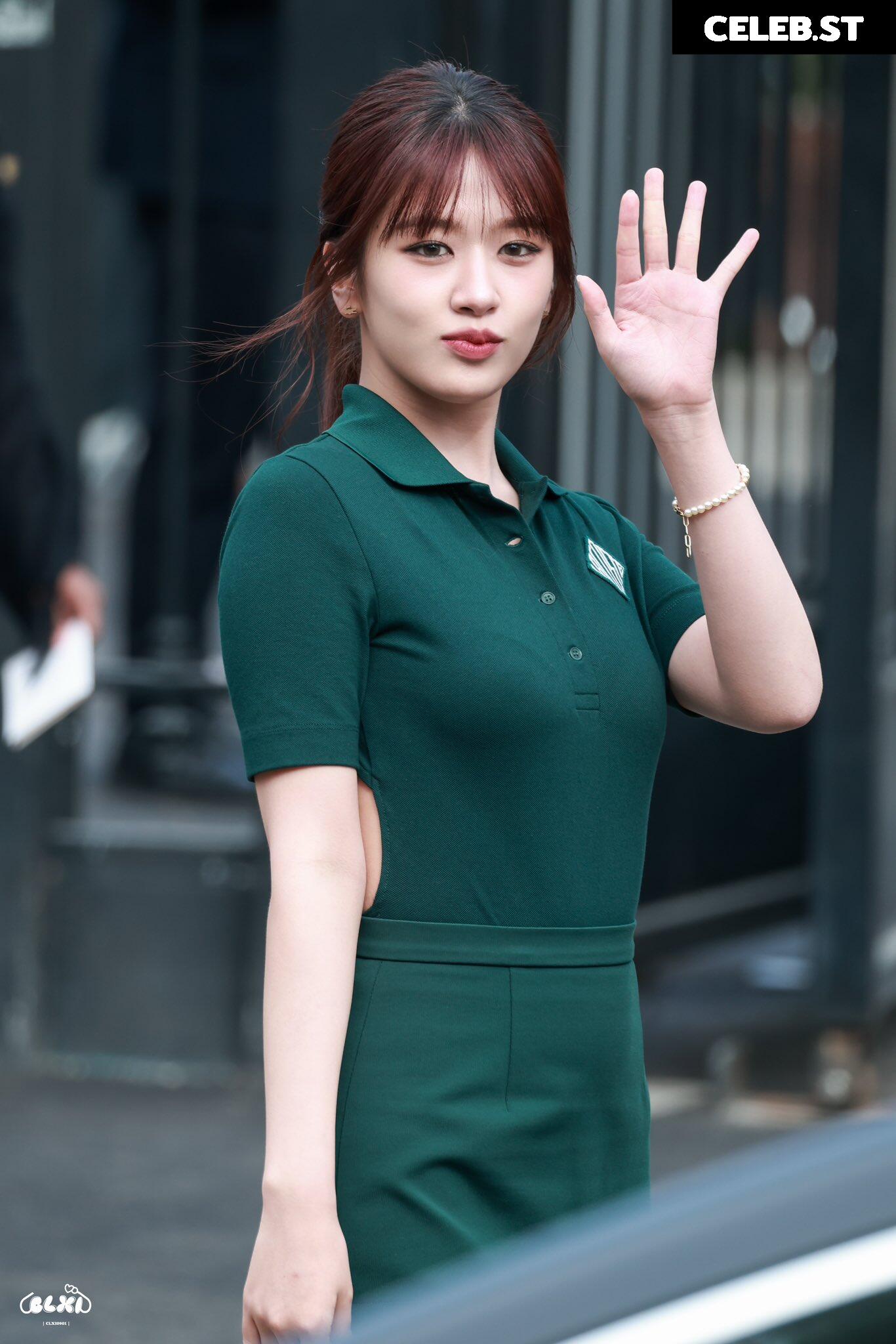 An Yujin 안유진 | YUJIN Image 23028631