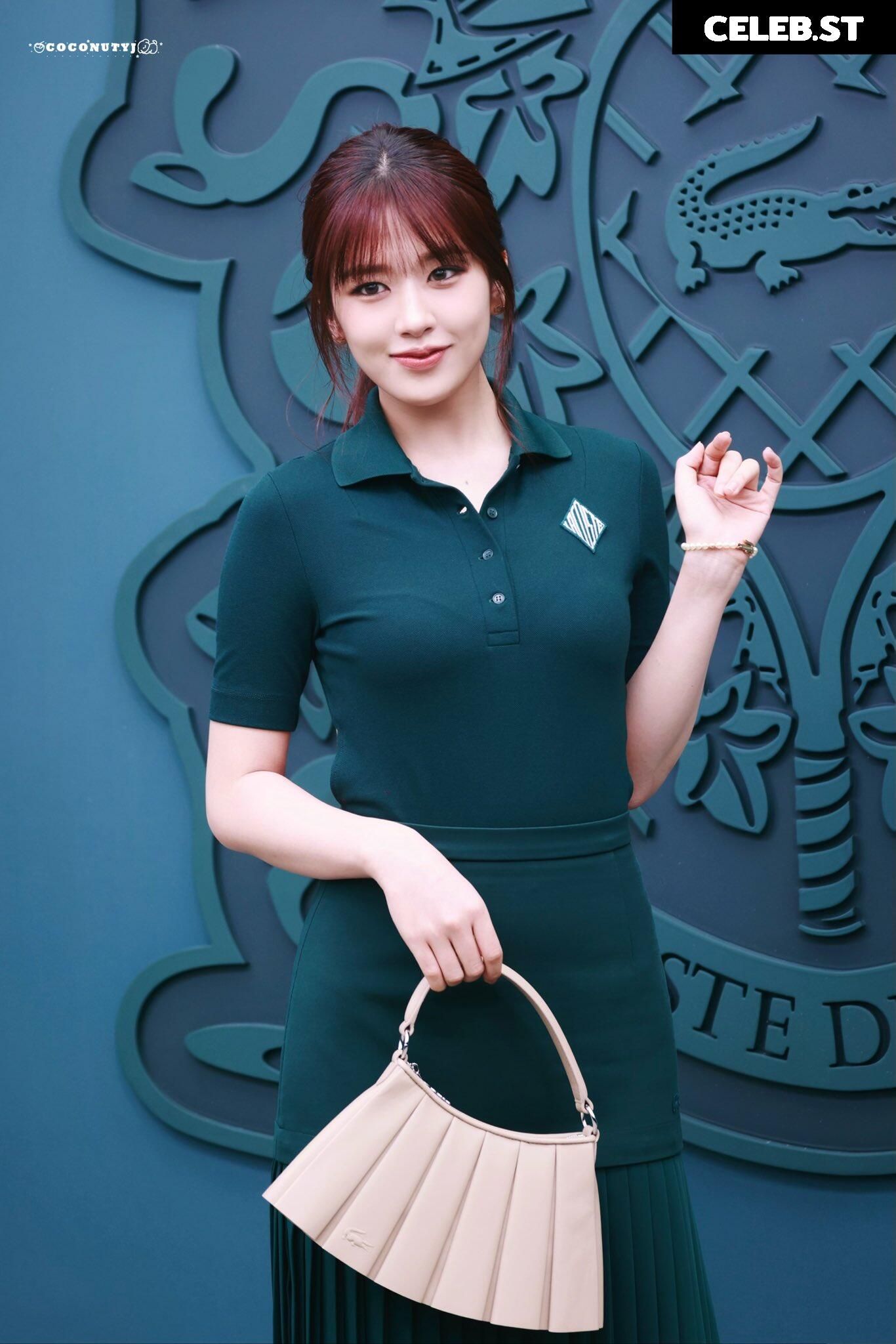 An Yujin 안유진 | YUJIN Image 23028662