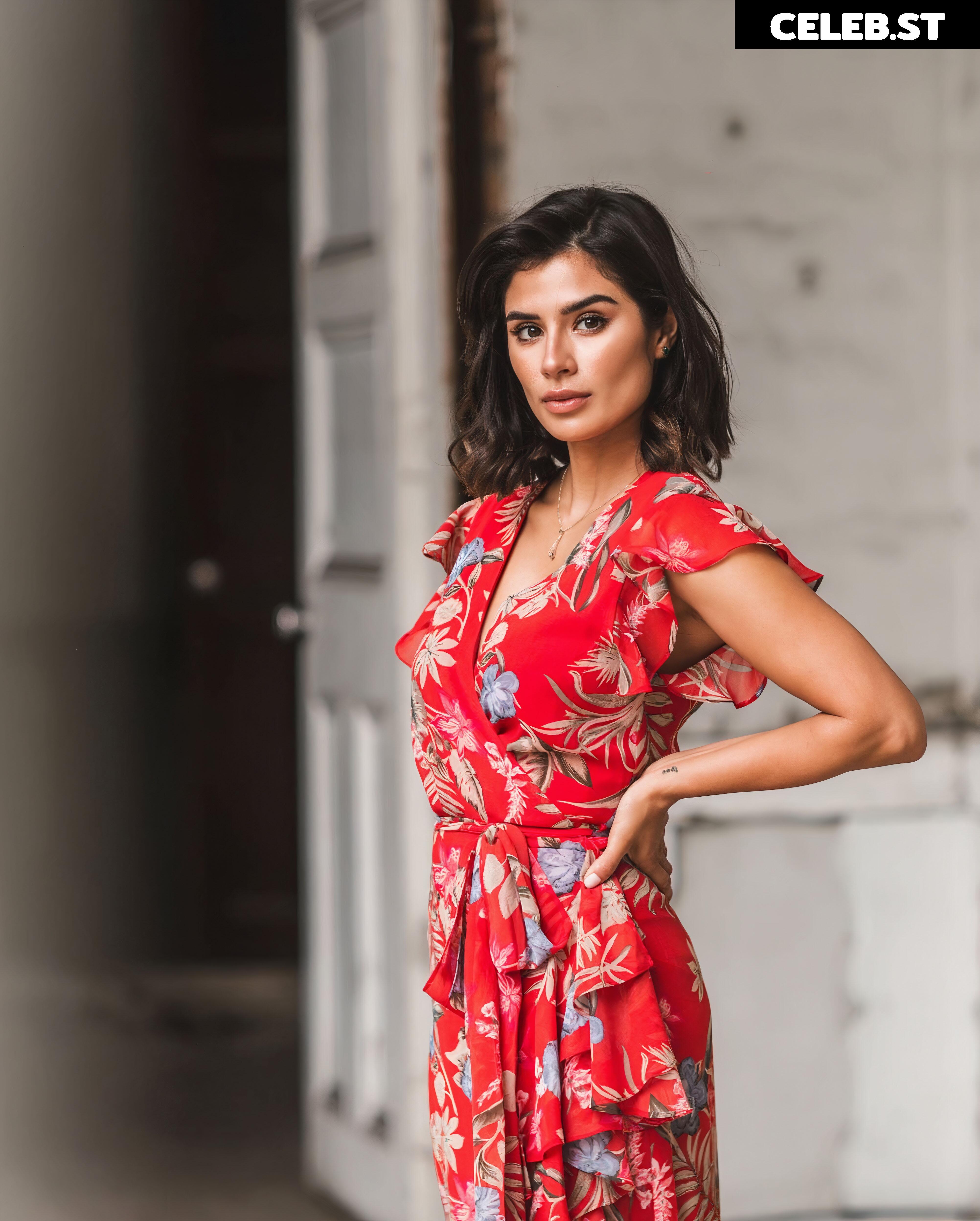 Diane Guerrero (Crazy Jane - Doom Patrol) Image 23027727