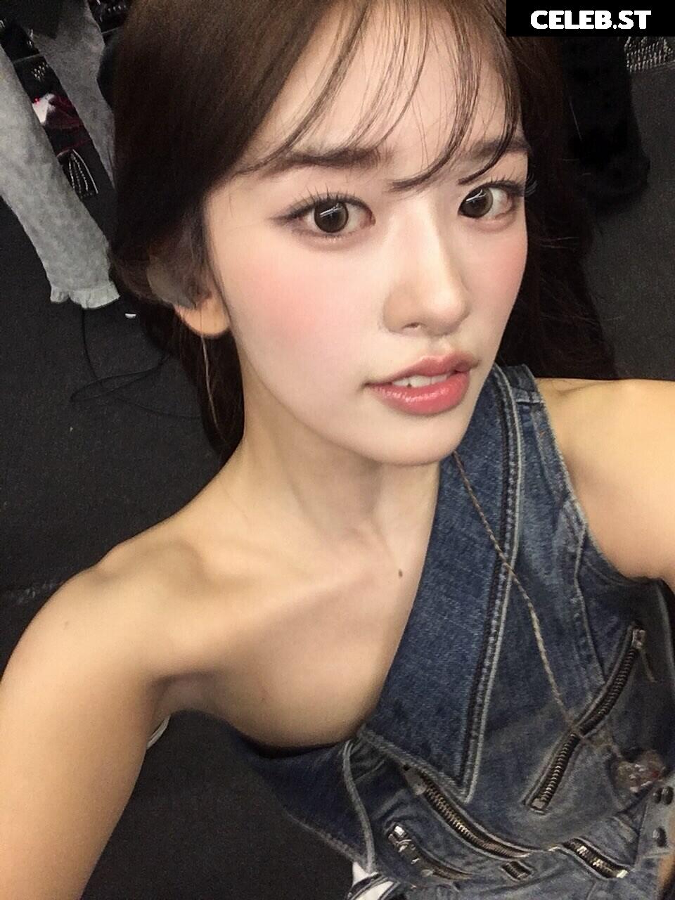 An Yujin 안유진 | YUJIN Image 23029112