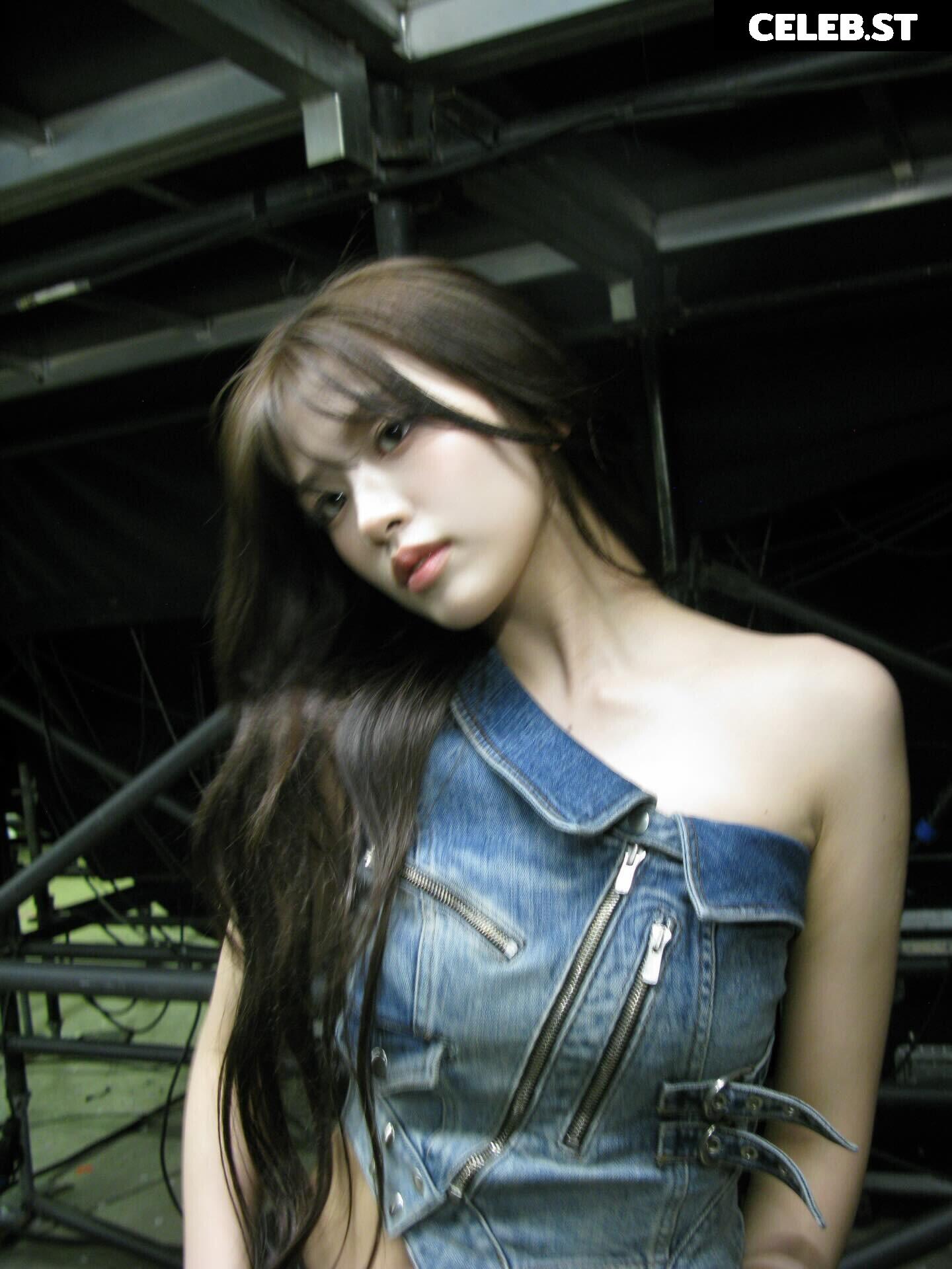 An Yujin 안유진 | YUJIN Image 23029114